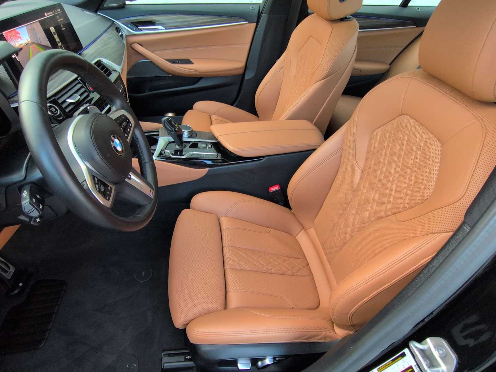 Thumbnail: 2023 BMW 5 Series - 17