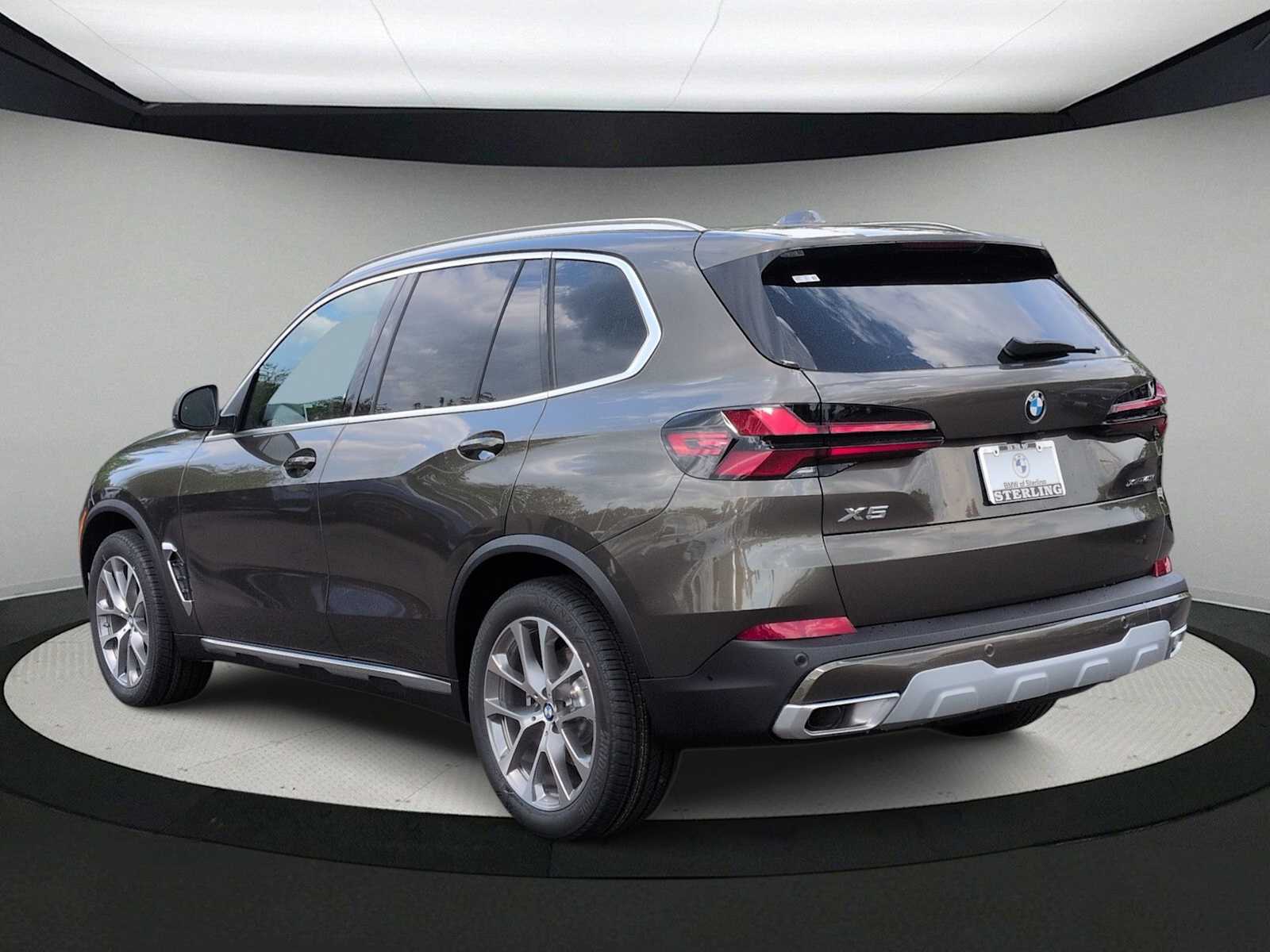 Thumbnail: 2026 BMW X5 - 6