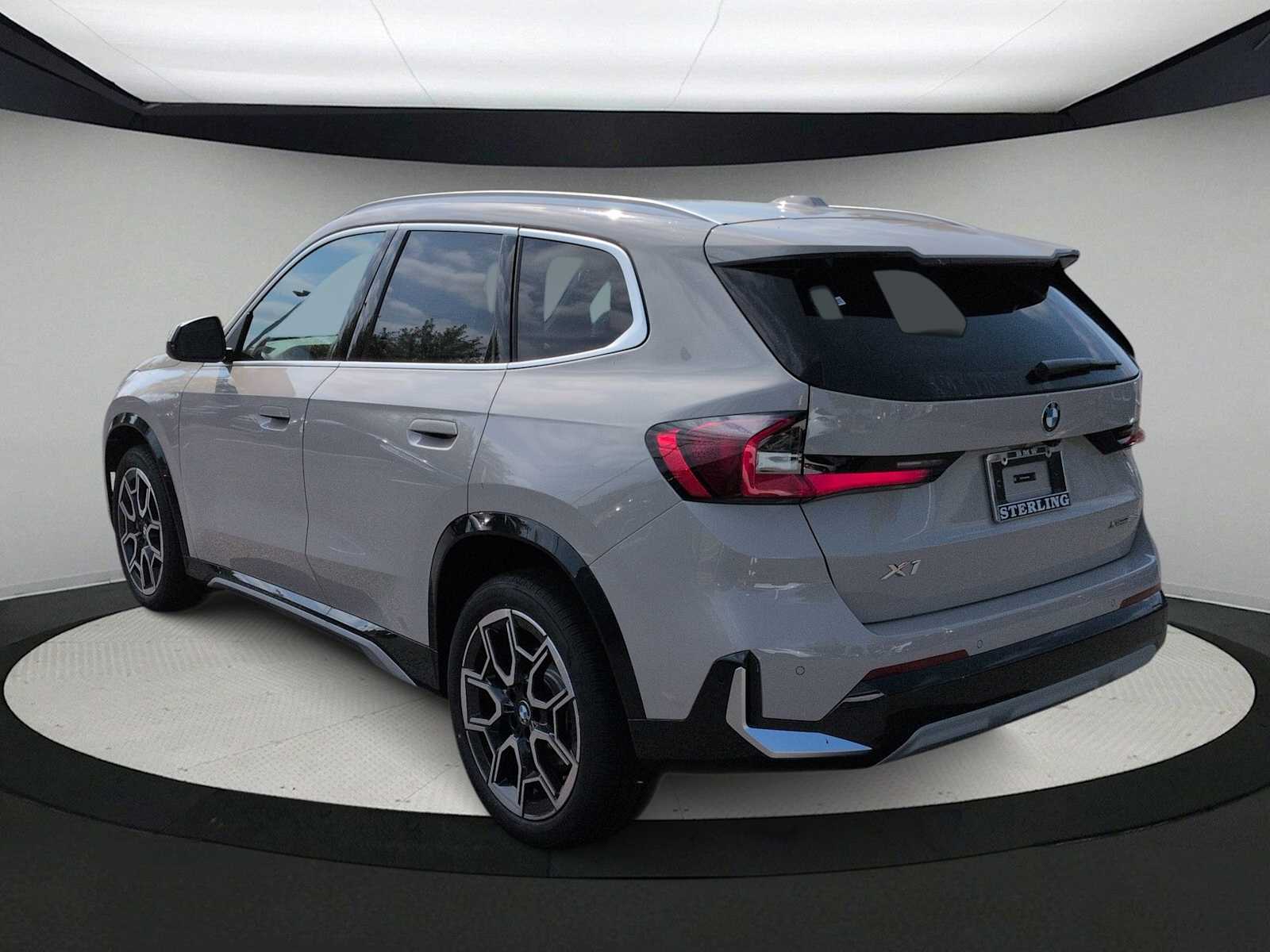 Thumbnail: 2026 BMW X1 - 6