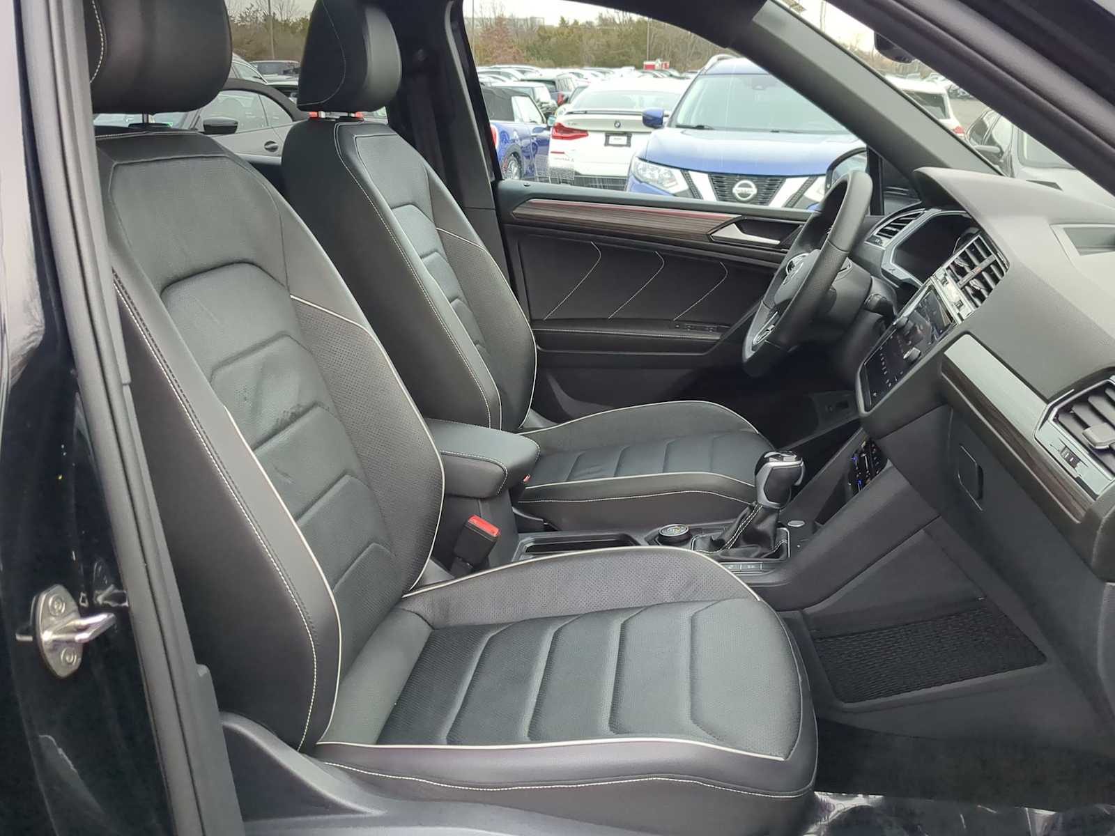 Thumbnail: 2024 Volkswagen Tiguan - 23