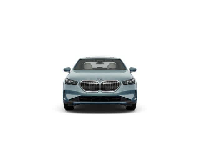 Thumbnail: 2026 BMW 5 Series - 2