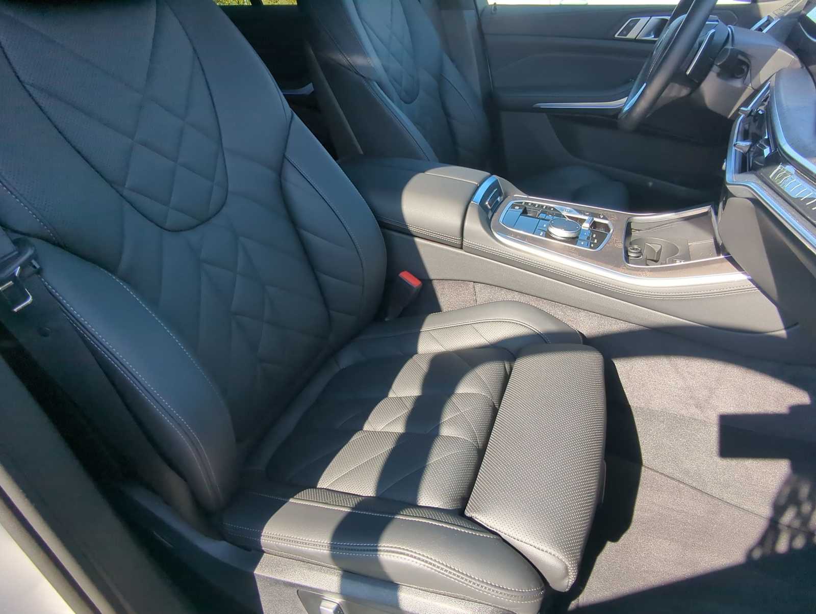 Thumbnail: 2025 BMW X5 - 22