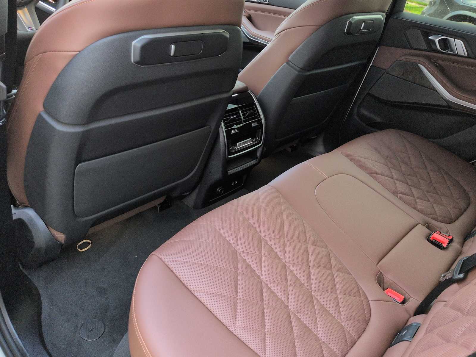 Thumbnail: 2026 BMW X5 - 19