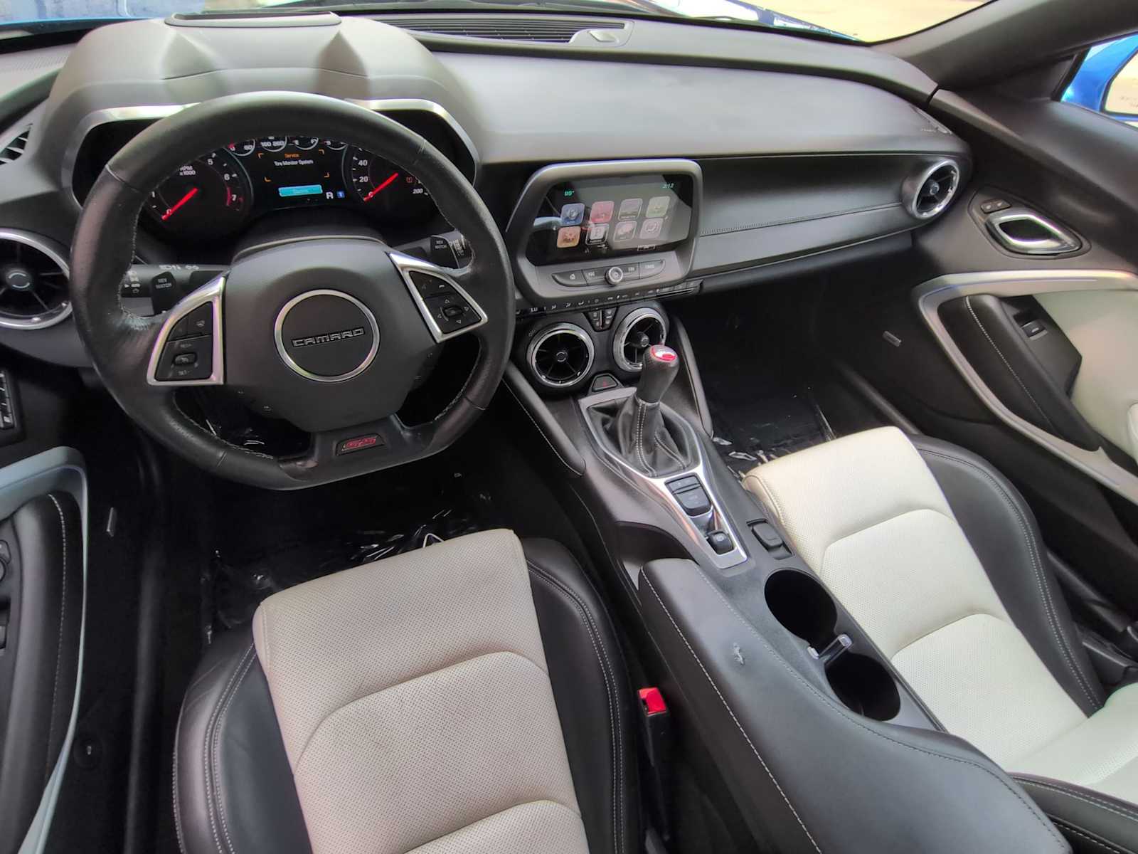 Thumbnail: 2016 Chevrolet Camaro - 16