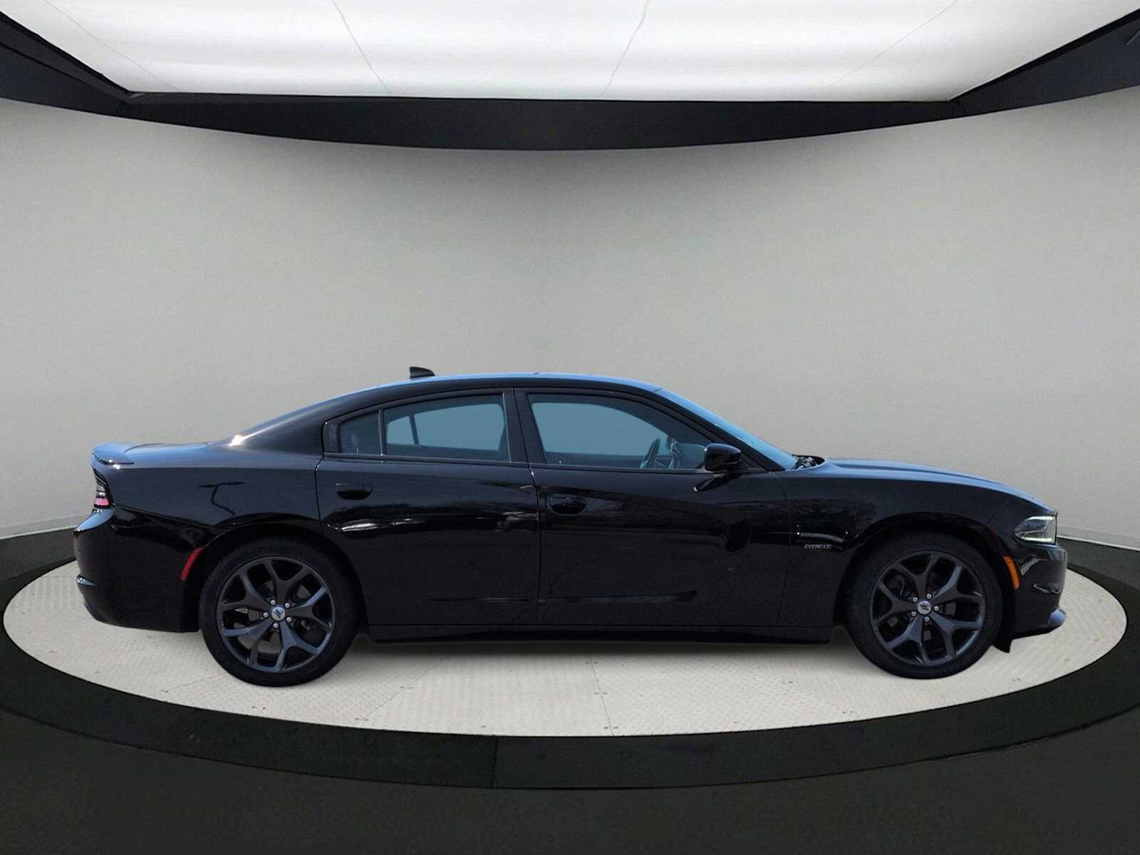 Thumbnail: 2018 Dodge Charger - 9