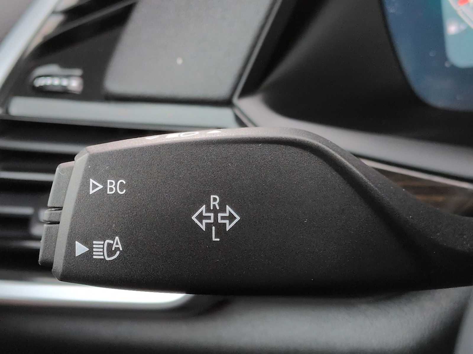 Thumbnail: 2023 BMW X5 - 29