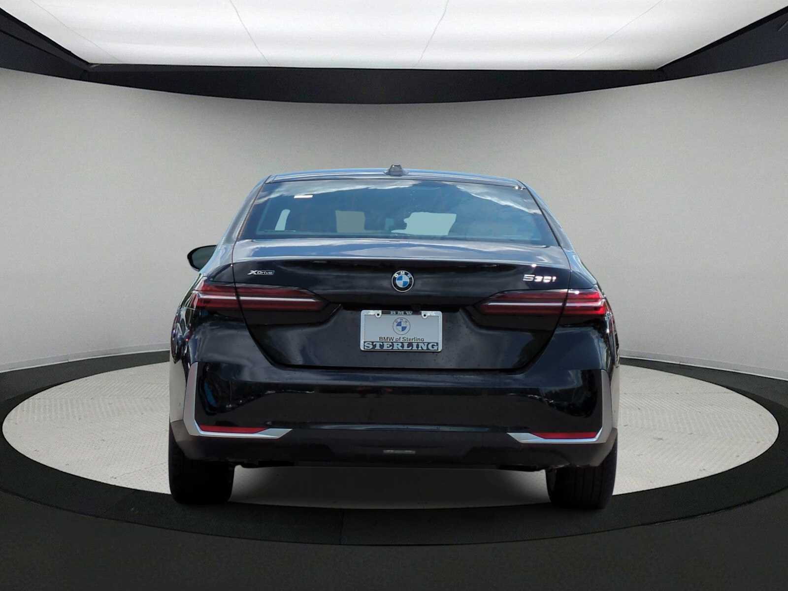 Thumbnail: 2025 BMW 5 Series - 7