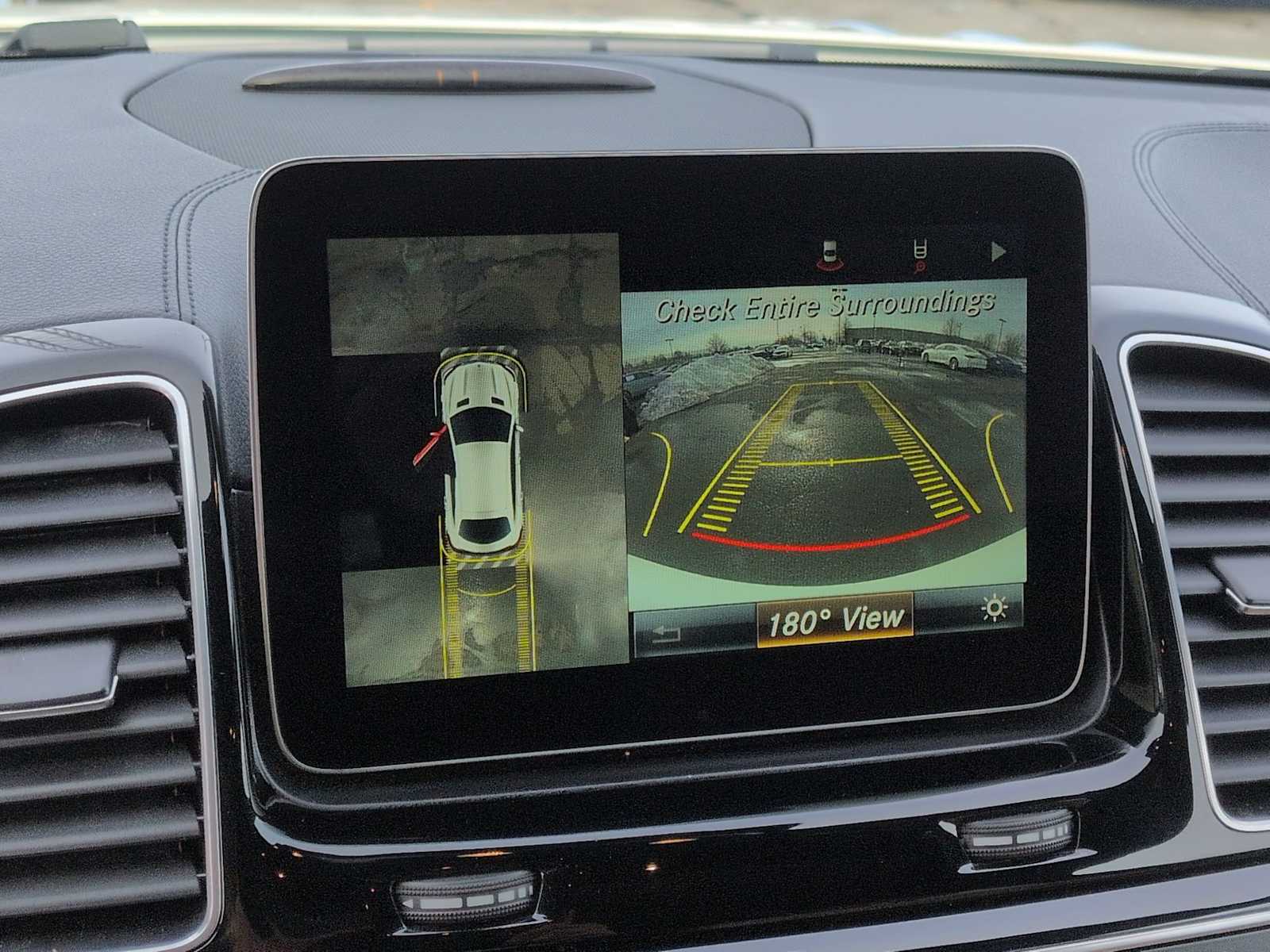 Thumbnail: 2018 Mercedes-Benz GLE - 31