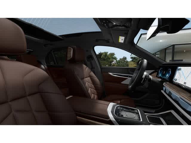 Thumbnail: 2026 BMW 7 Series - 9