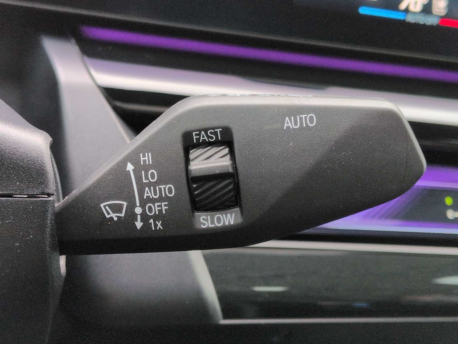 Thumbnail: 2025 BMW i5 - 27