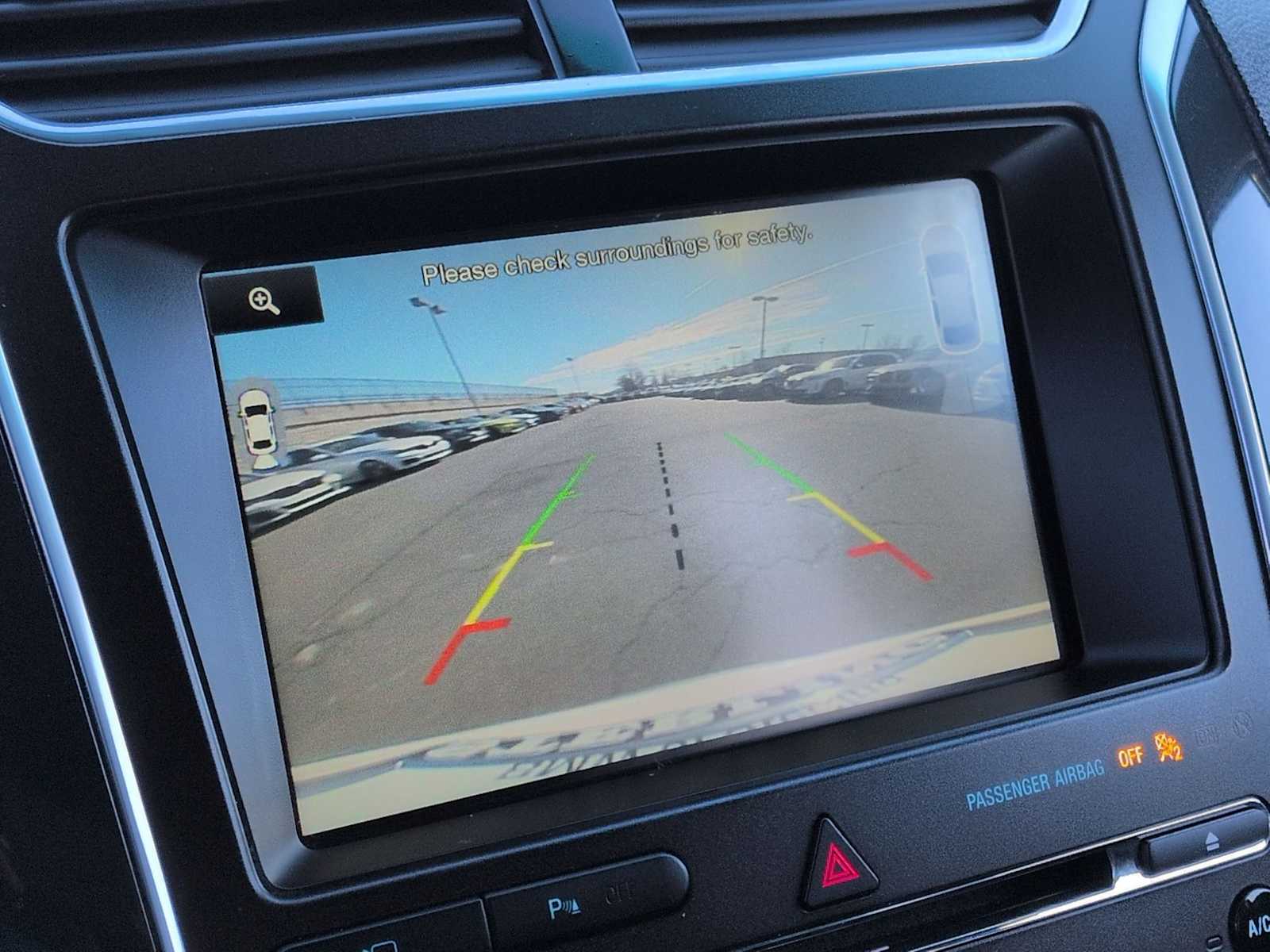 Thumbnail: 2016 Ford Explorer - 31