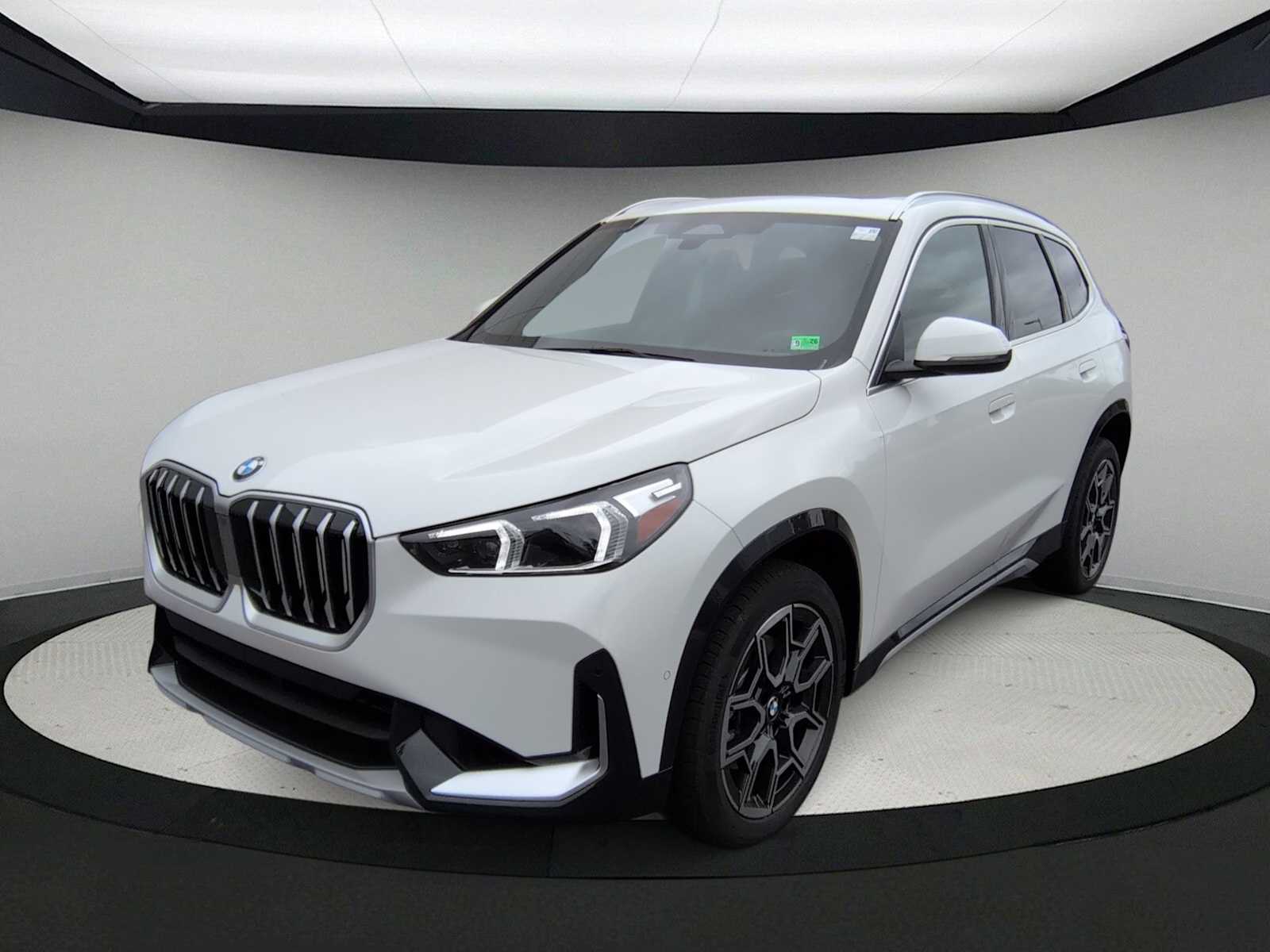 Thumbnail: 2026 BMW X1 - 4