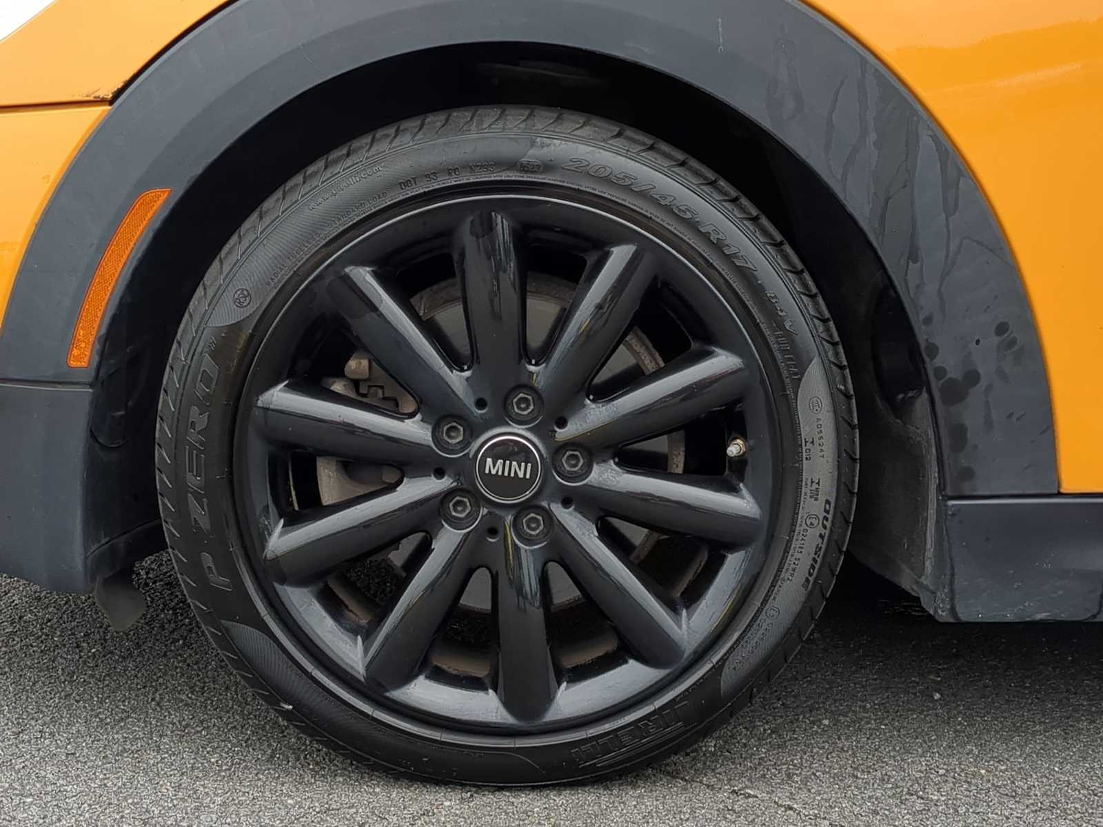 Thumbnail: 2017 MINI Cooper Hardtop - 14