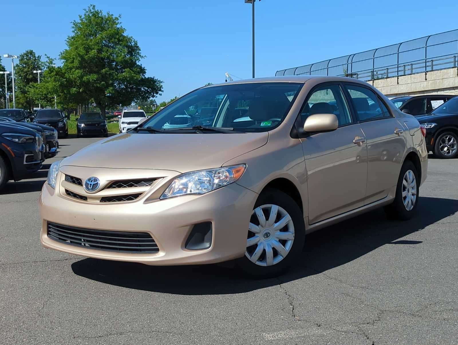 2011 Toyota Corolla LE -
                  Sterling, VA