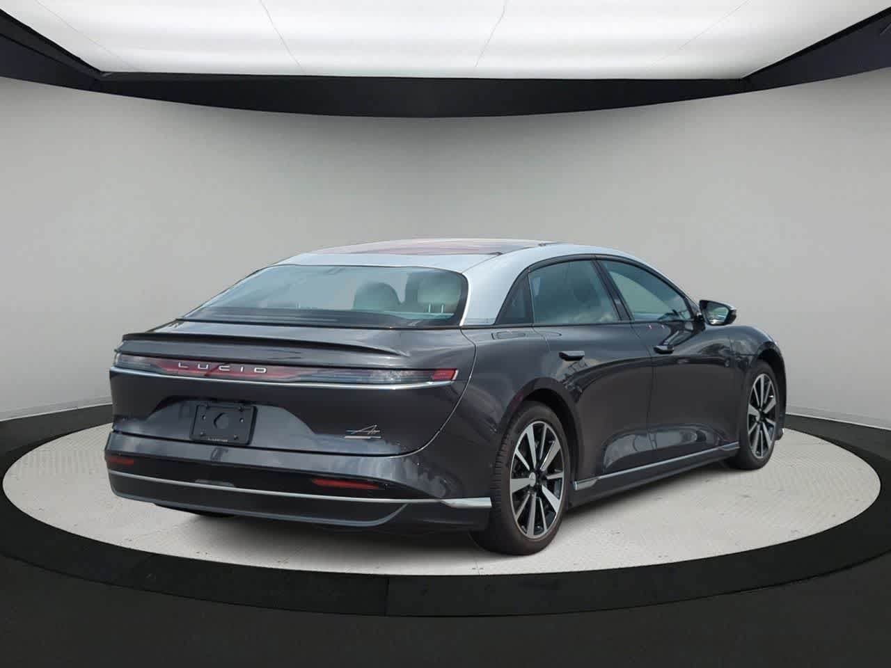 Thumbnail: 2022 Lucid Air - 8