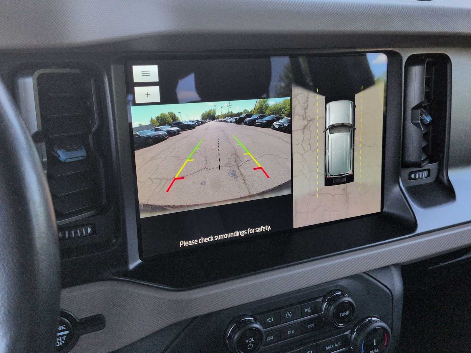 Thumbnail: 2022 Ford Bronco - 30