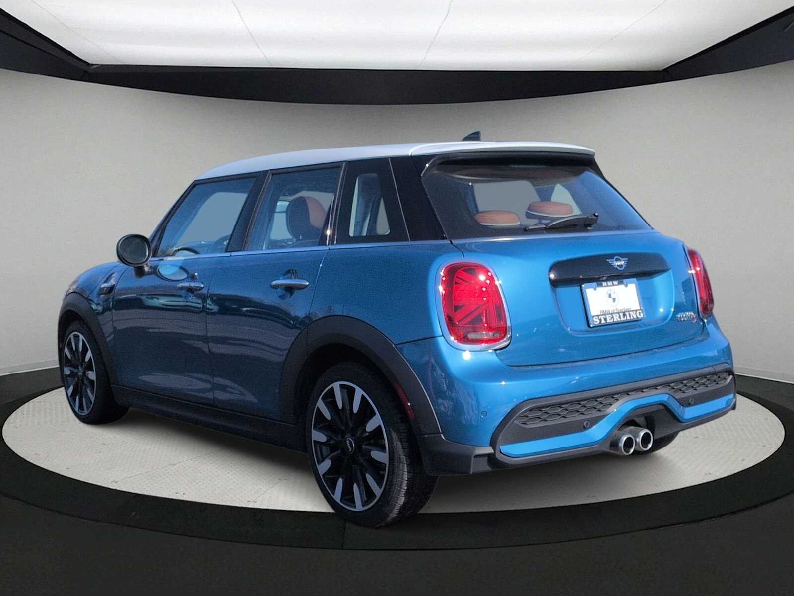 Thumbnail: 2023 MINI Cooper Hardtop - 6