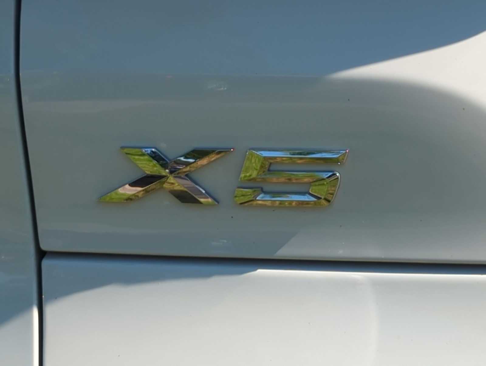Thumbnail: 2025 BMW X5 - 12