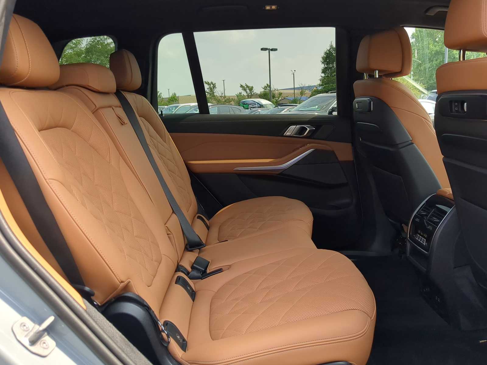 Thumbnail: 2024 BMW X7 - 22