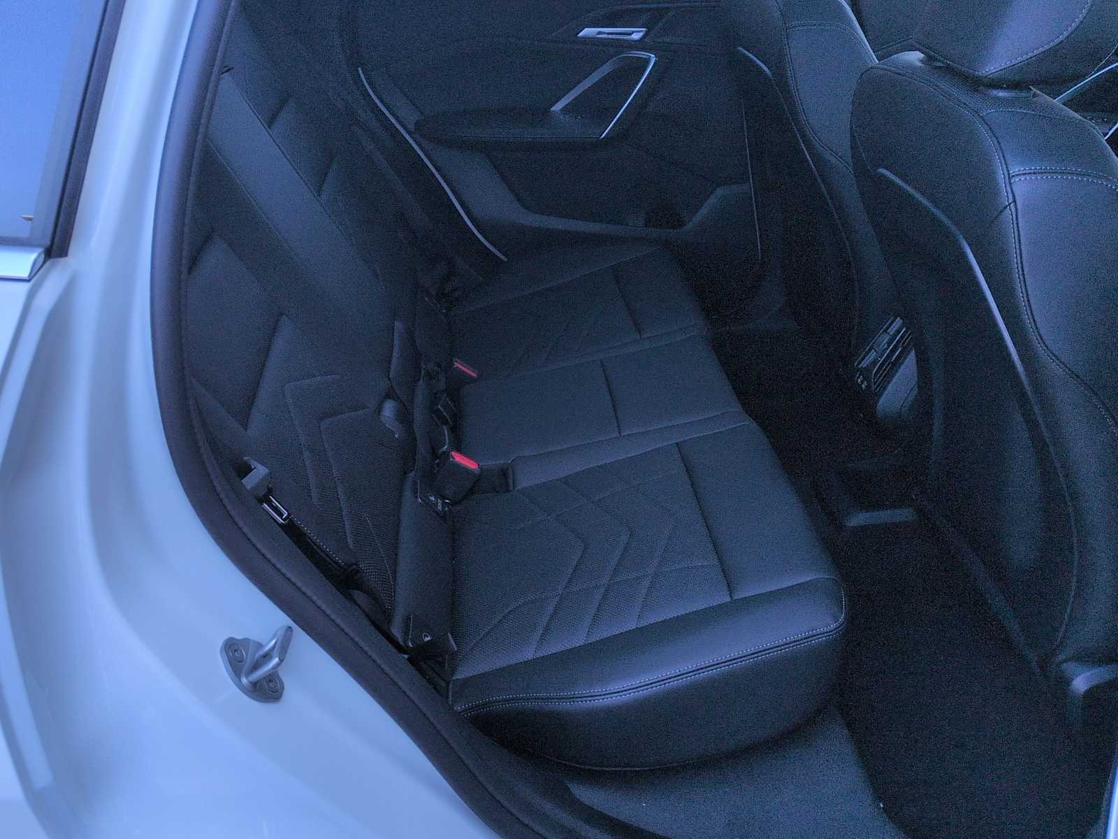 Thumbnail: 2026 BMW X1 - 22