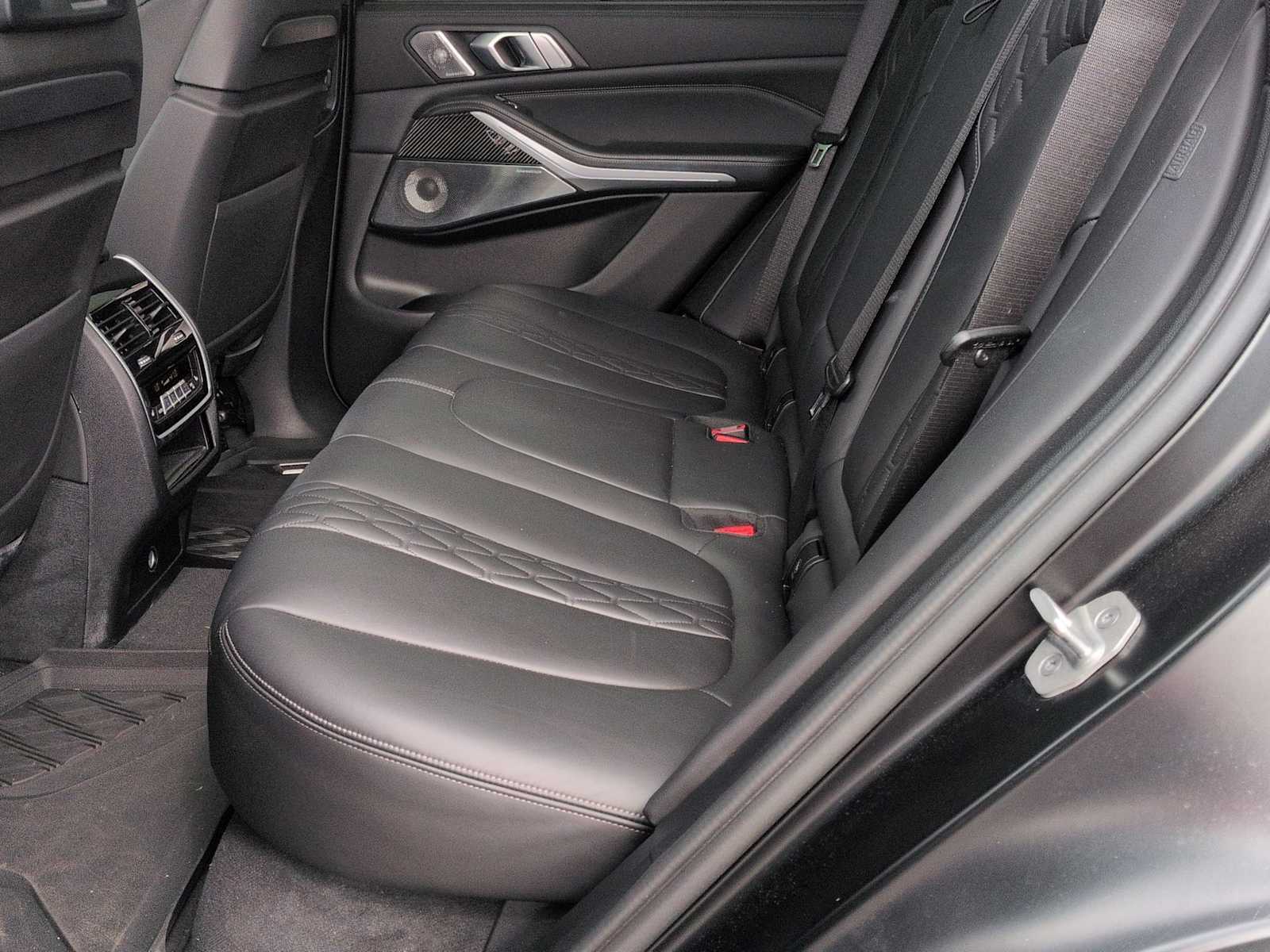 Thumbnail: 2021 BMW X5 - 20