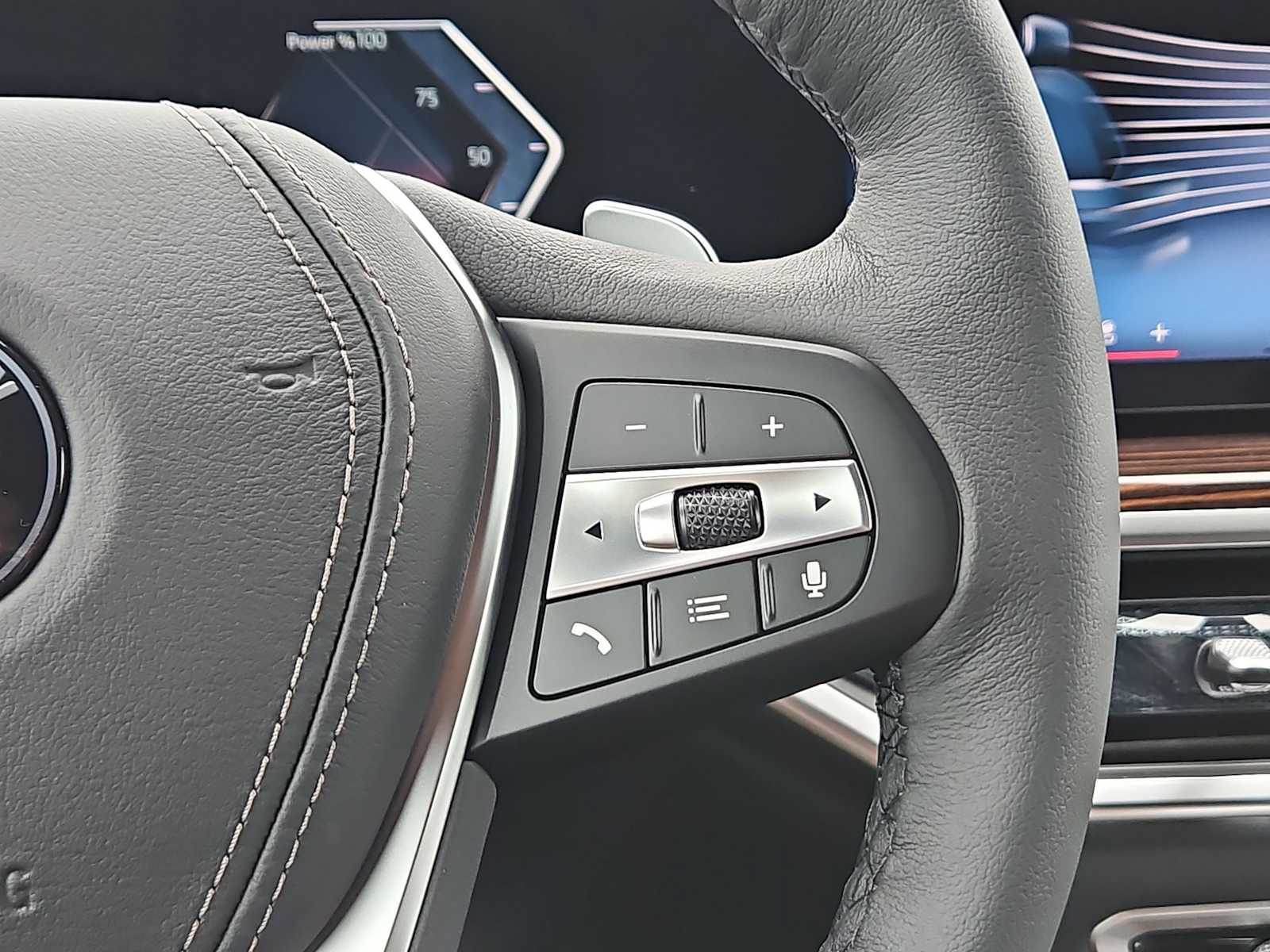 Thumbnail: 2026 BMW X5 - 24