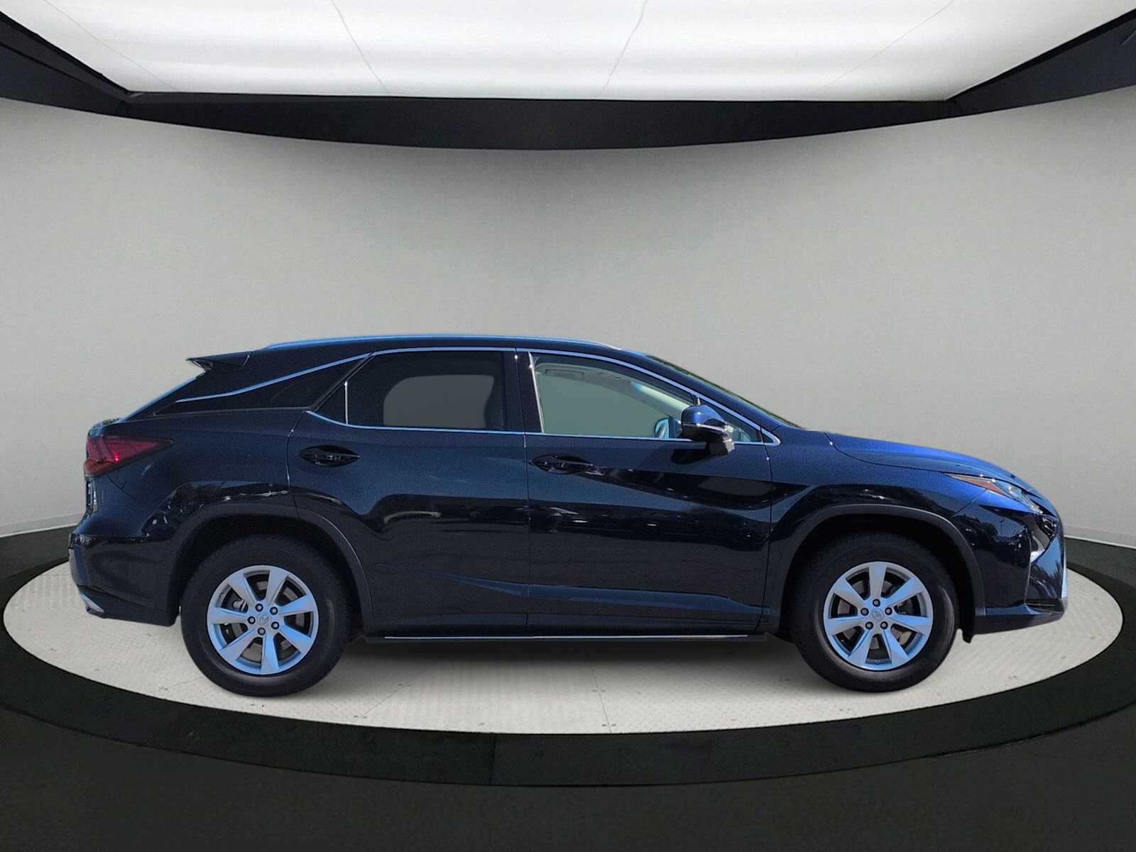 Thumbnail: 2016 Lexus RX - 9