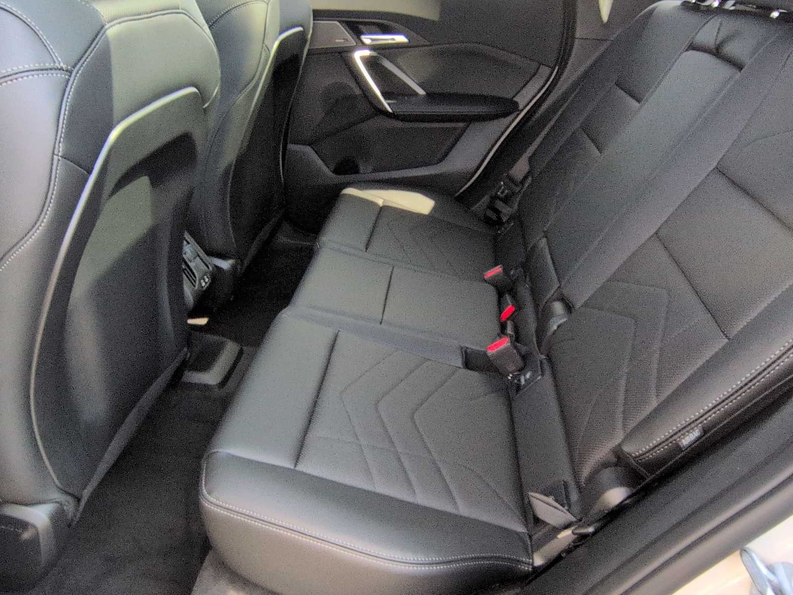 Thumbnail: 2026 BMW X1 - 21