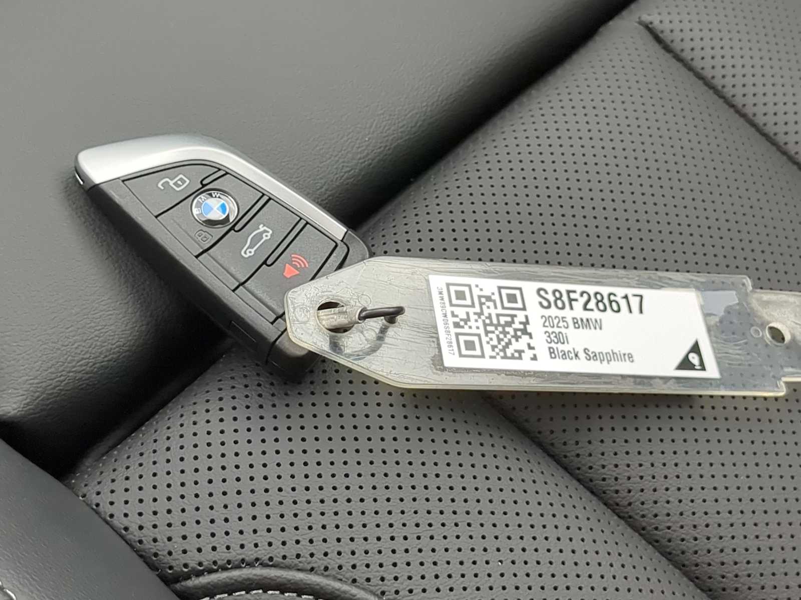 Thumbnail: 2025 BMW 3 Series - 37