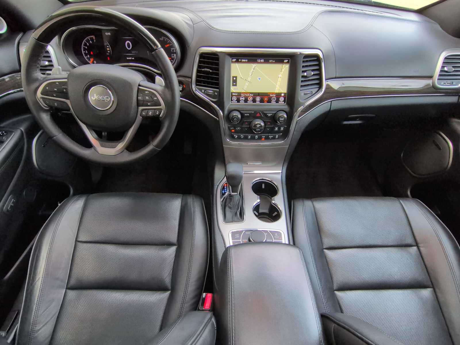 Thumbnail: 2018 Jeep Grand Cherokee - 16