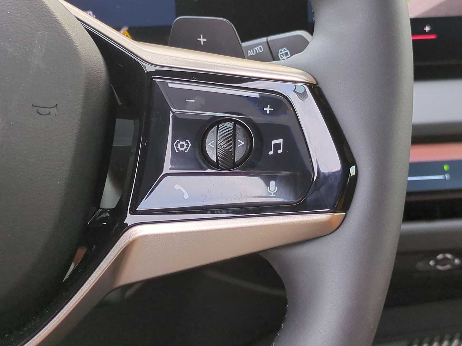 Thumbnail: 2025 BMW X3 - 26
