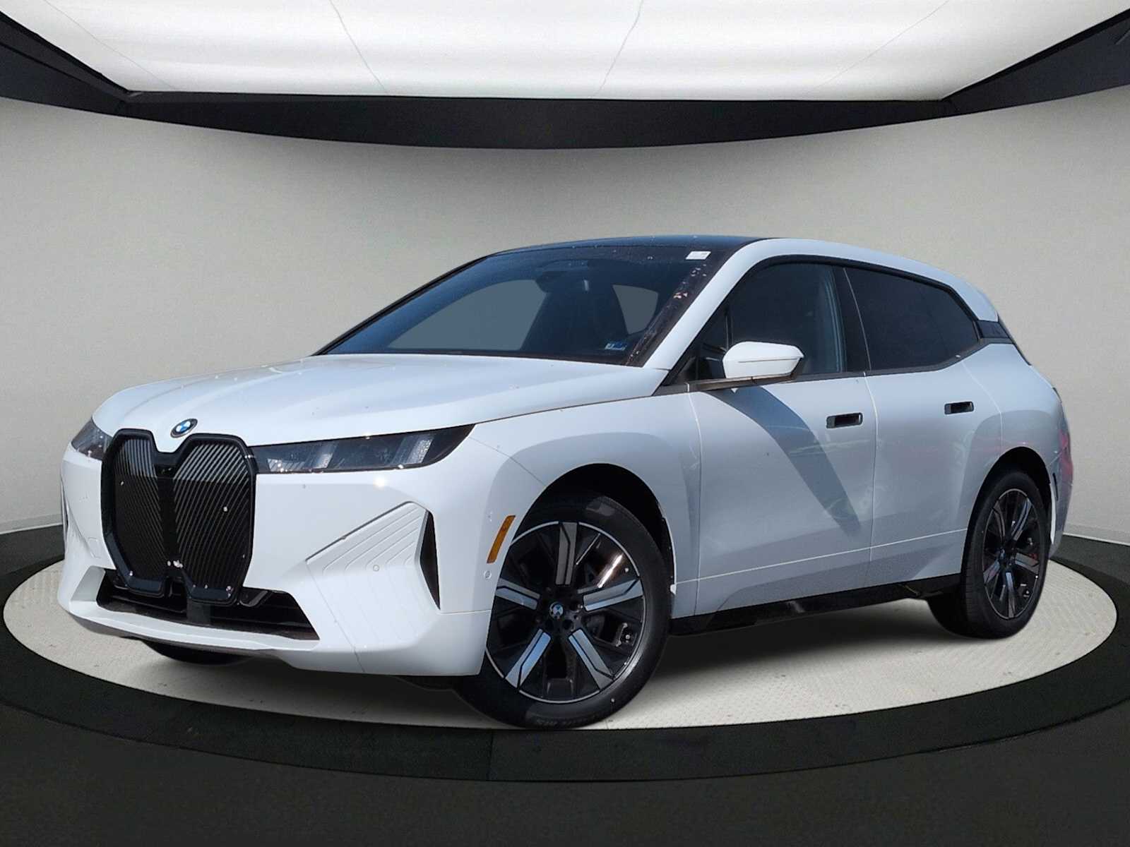 Thumbnail: 2026 BMW iX - 1