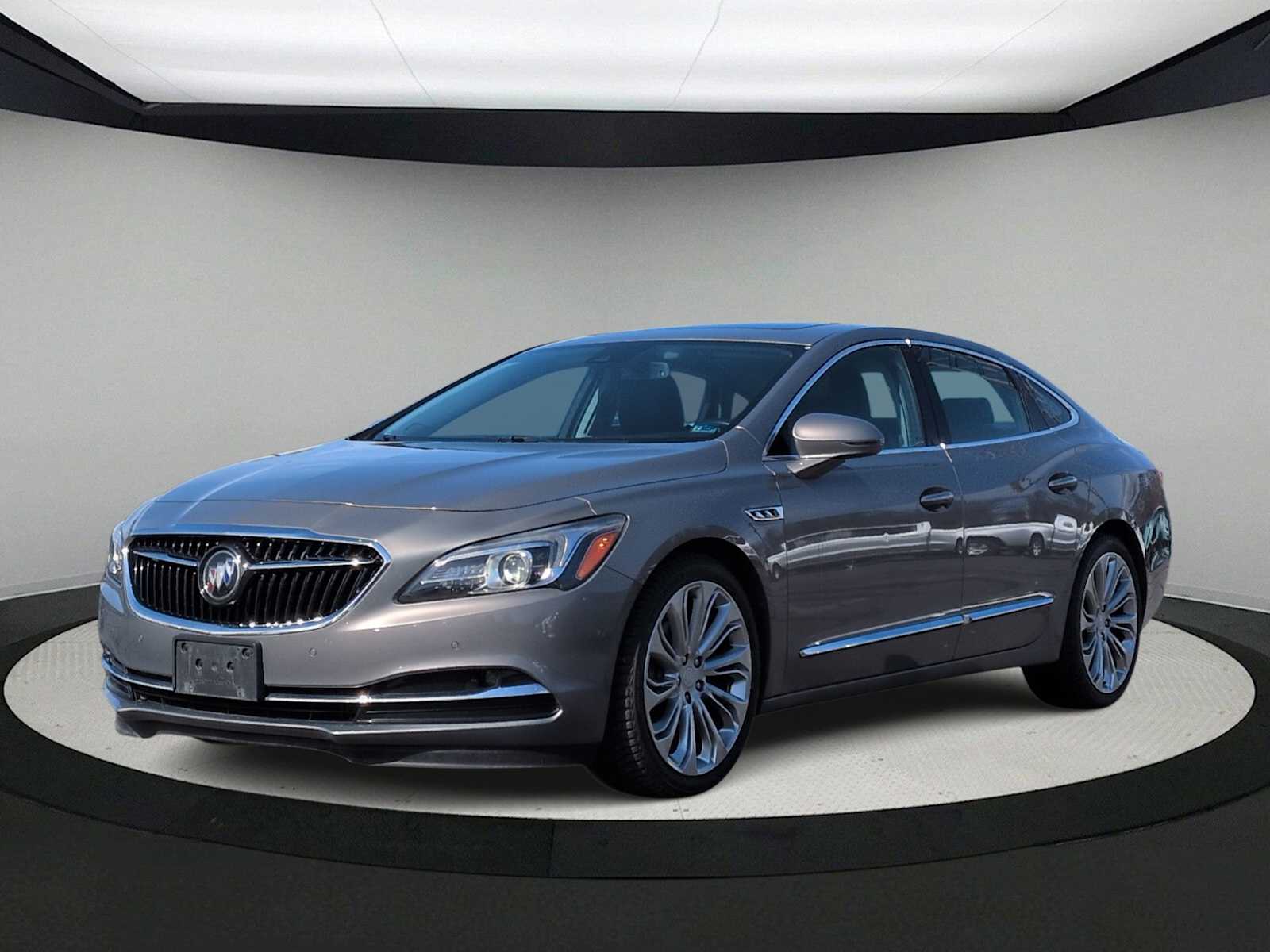 Thumbnail: 2017 Buick LaCrosse - 4