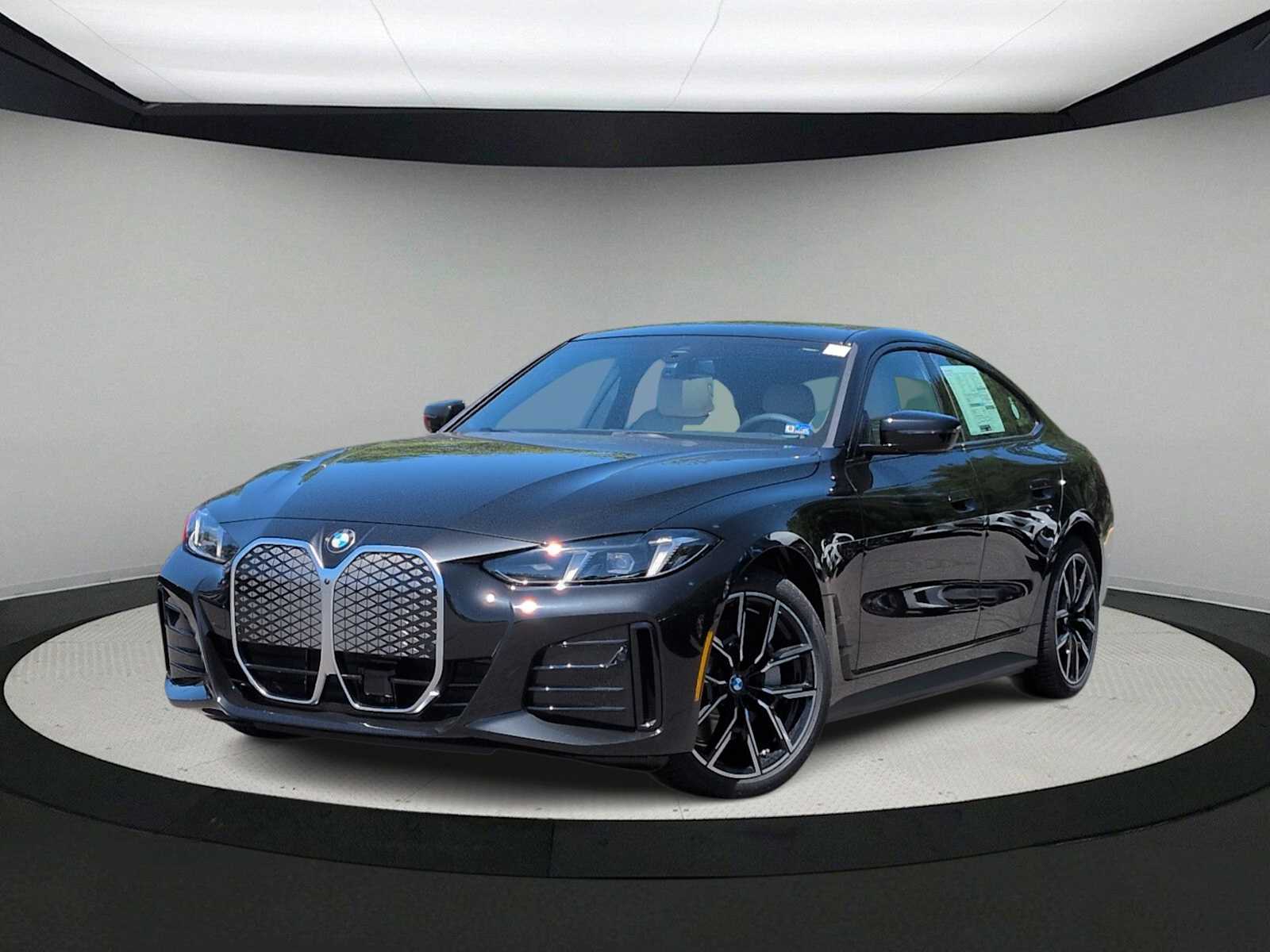 Thumbnail: 2026 BMW i4 - 1