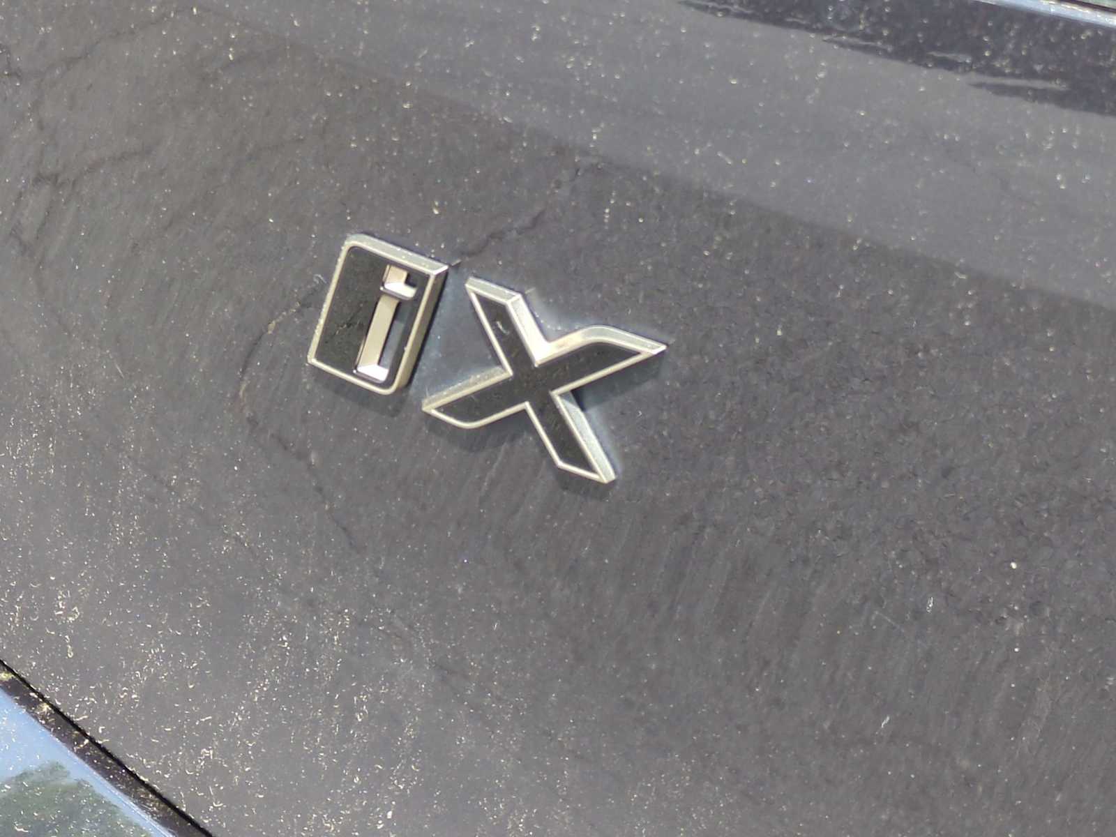 Thumbnail: 2023 BMW iX - 12