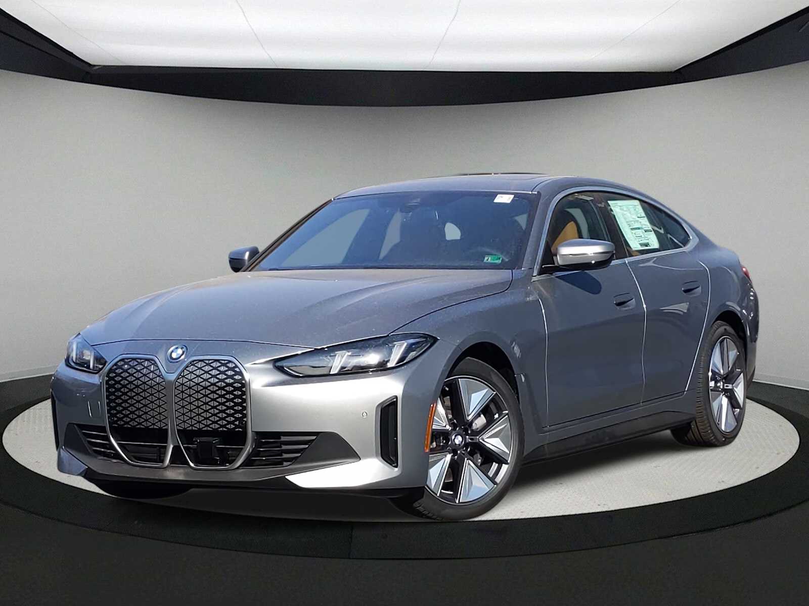 Thumbnail: 2025 BMW i4 - 1