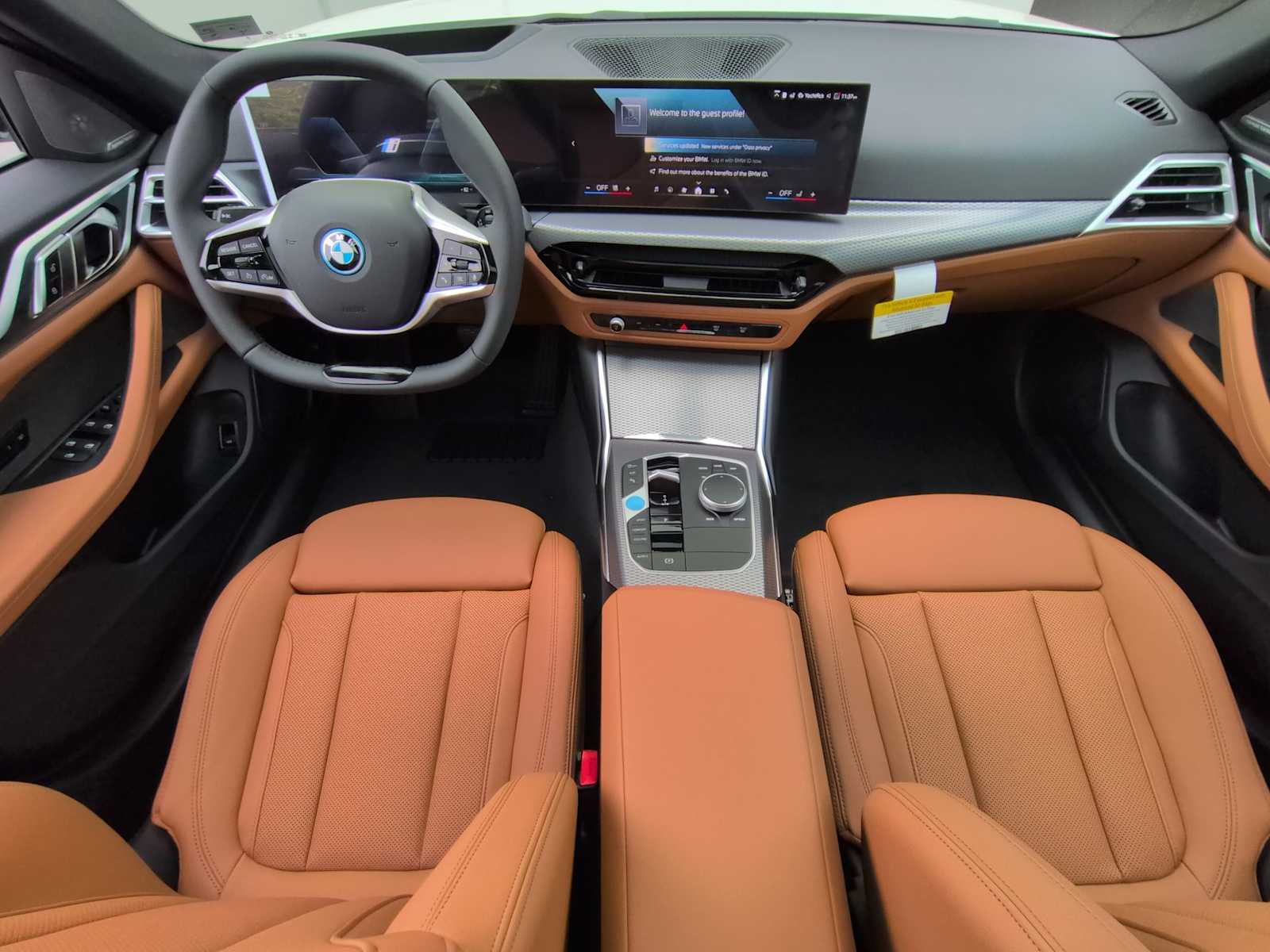 Thumbnail: 2026 BMW i4 - 16