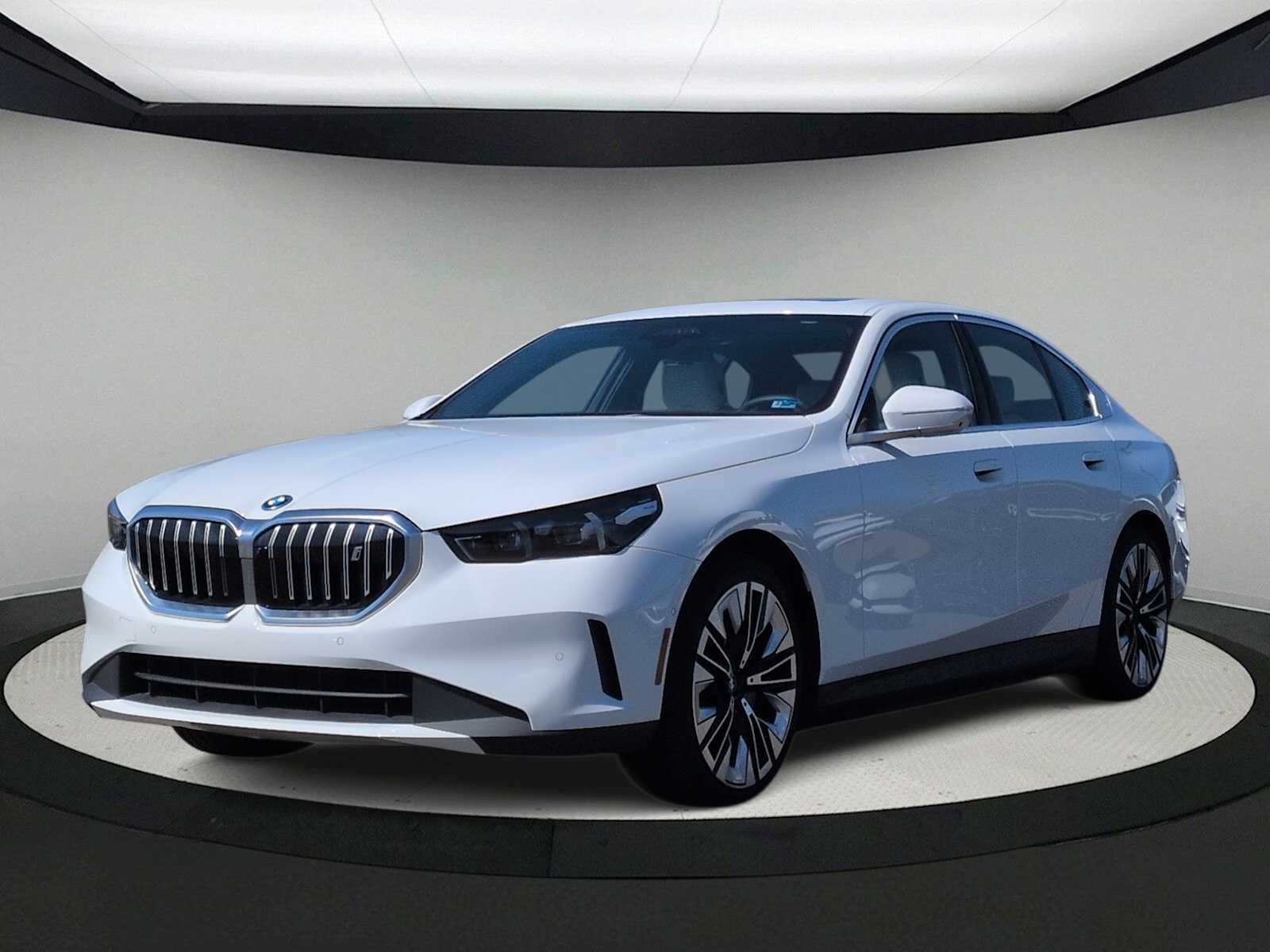 Thumbnail: 2025 BMW i5 - 4