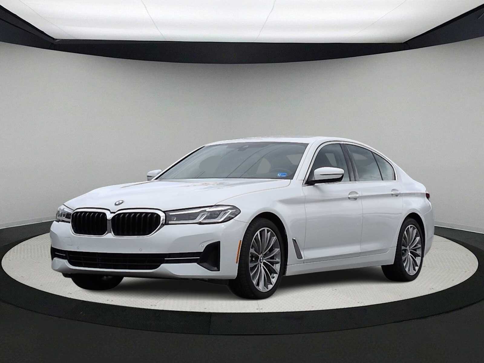 Thumbnail: 2021 BMW 5 Series - 4