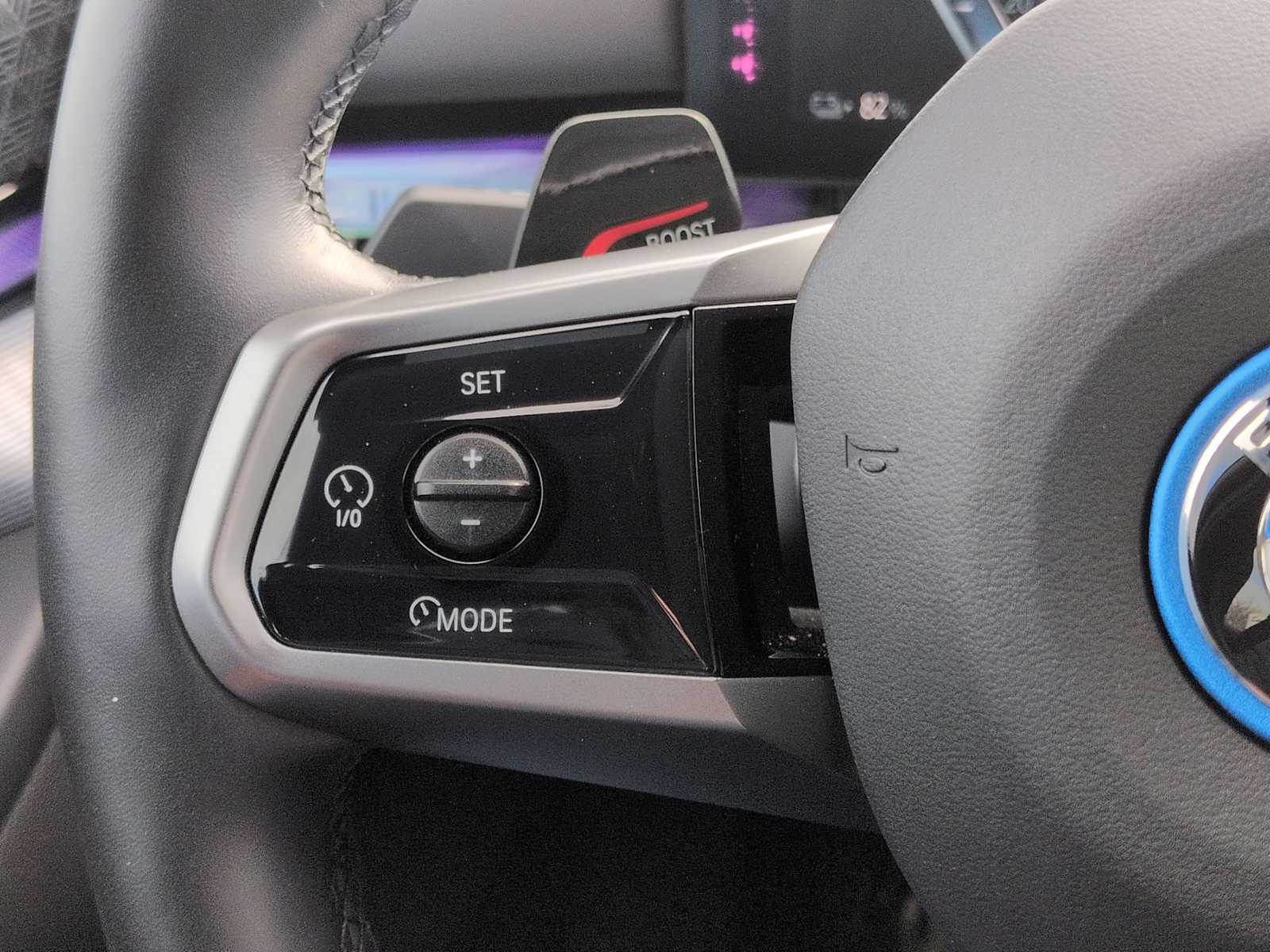 Thumbnail: 2025 BMW i5 - 26