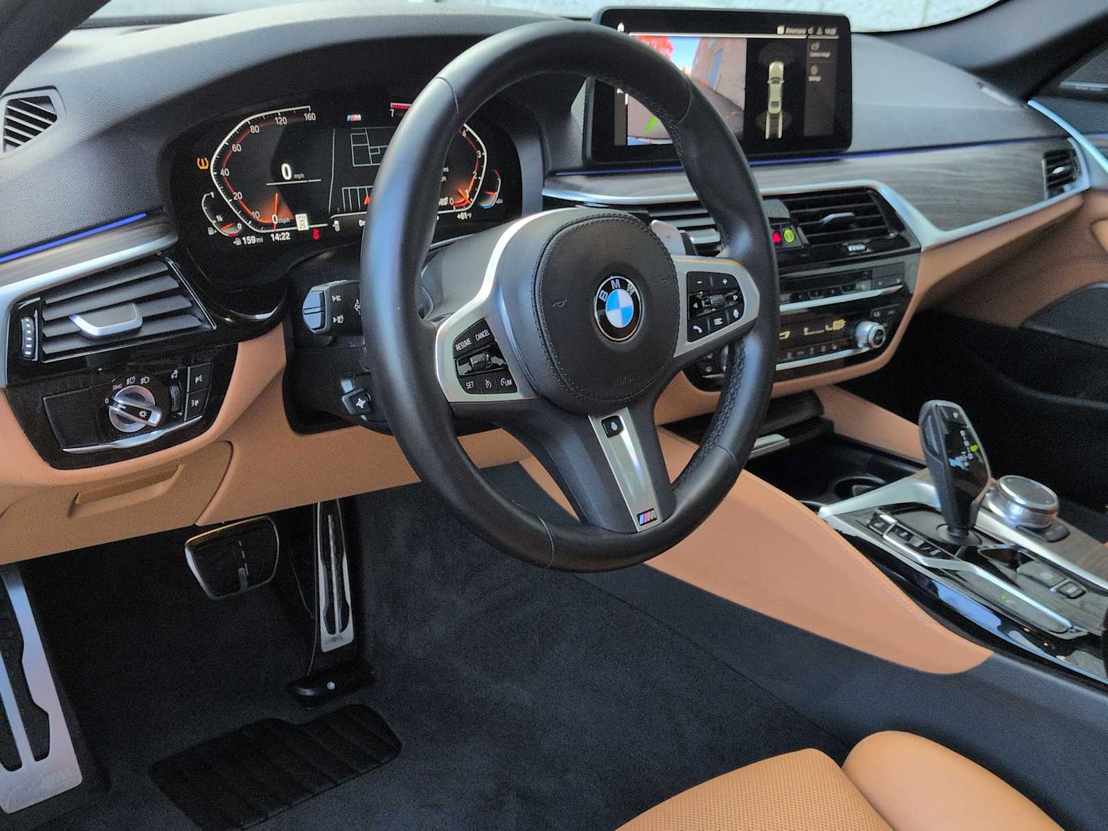 Thumbnail: 2023 BMW 5 Series - 10