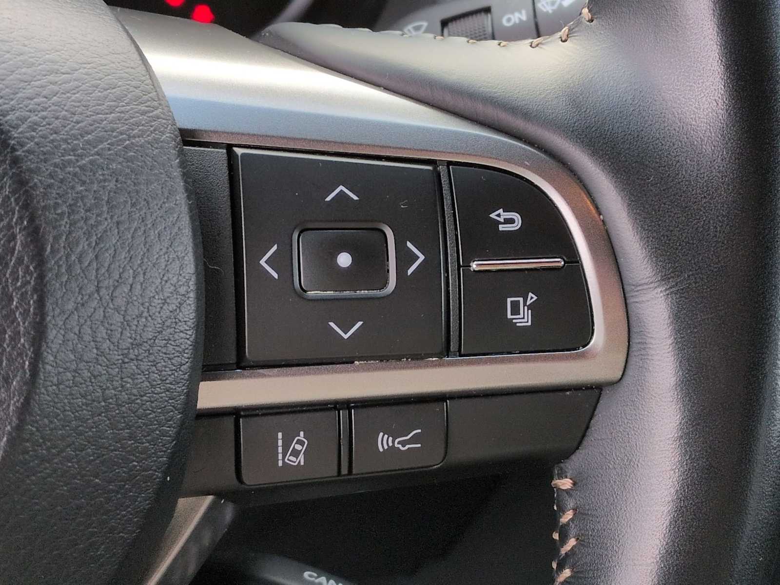 Thumbnail: 2023 Lexus GX - 26