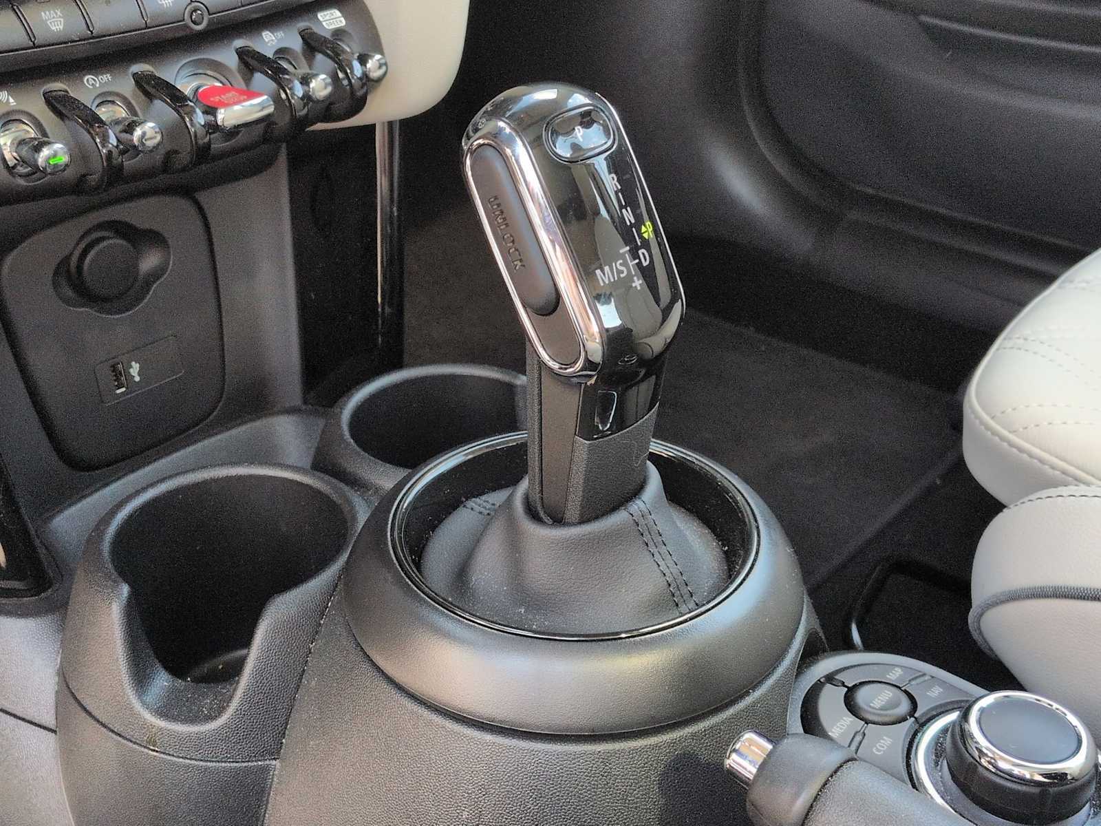 Thumbnail: 2024 MINI Cooper Hardtop - 34