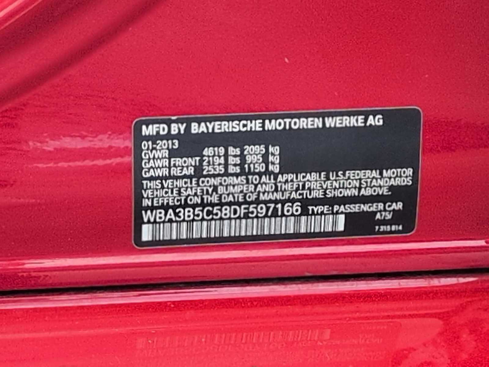 Thumbnail: 2013 BMW 3 Series - 38