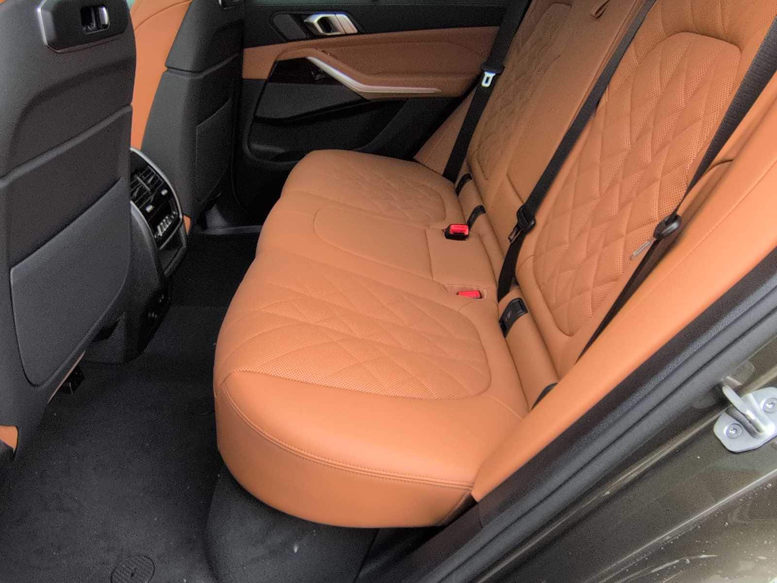 Thumbnail: 2026 BMW X5 - 21