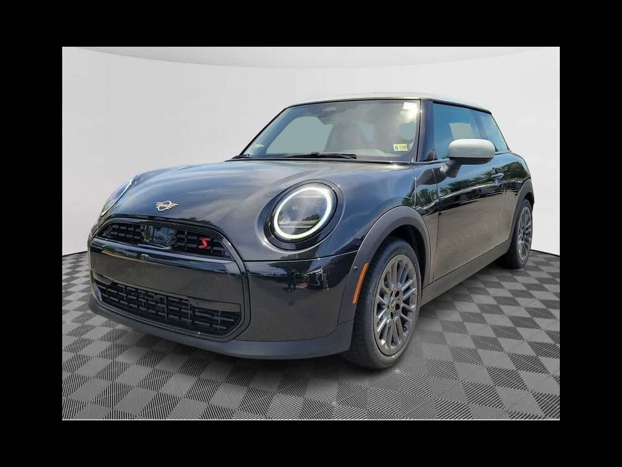 2025 MINI Cooper Hardtop S -
                  Sterling, VA