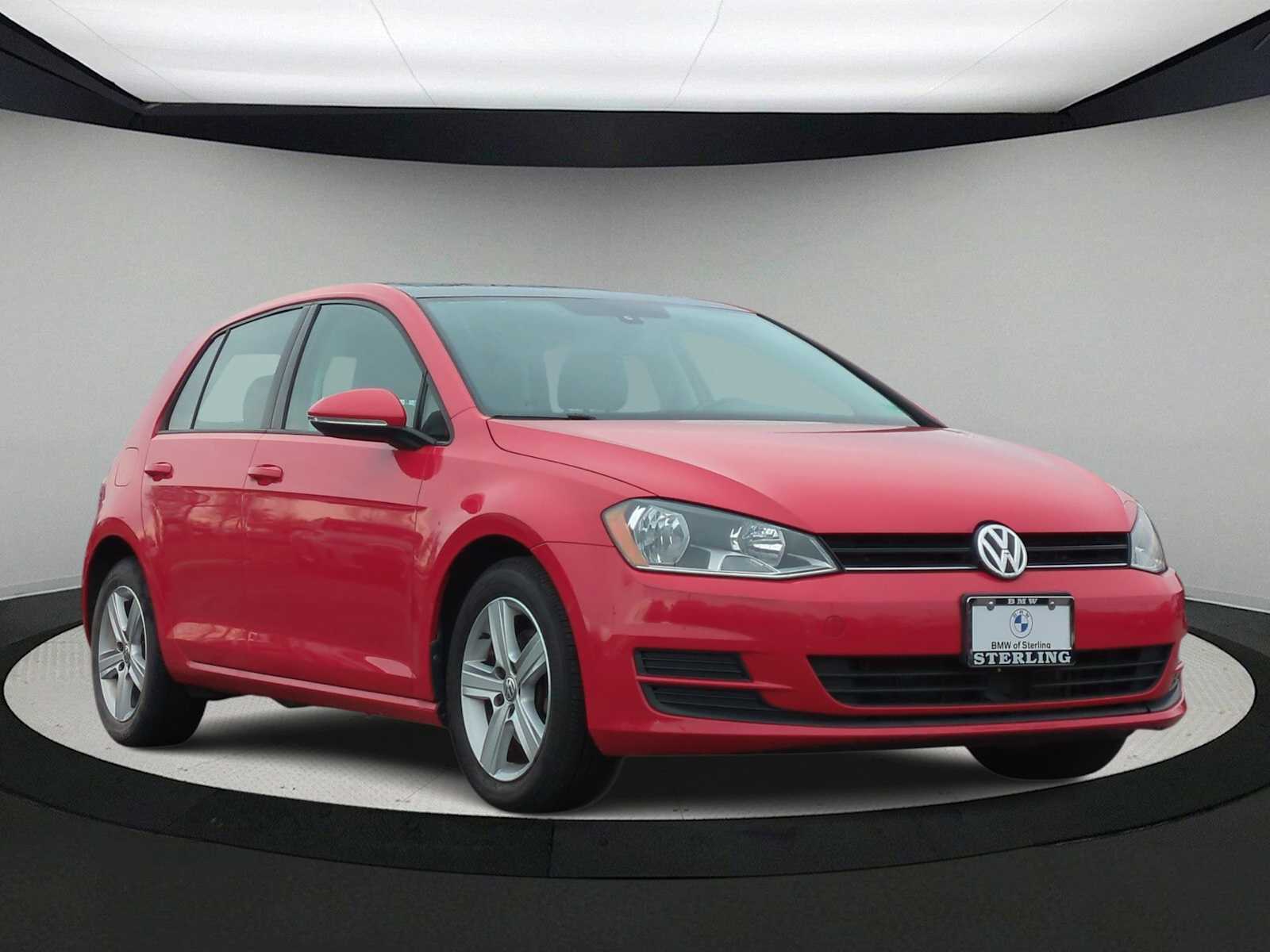 Thumbnail: 2017 Volkswagen Golf - 2