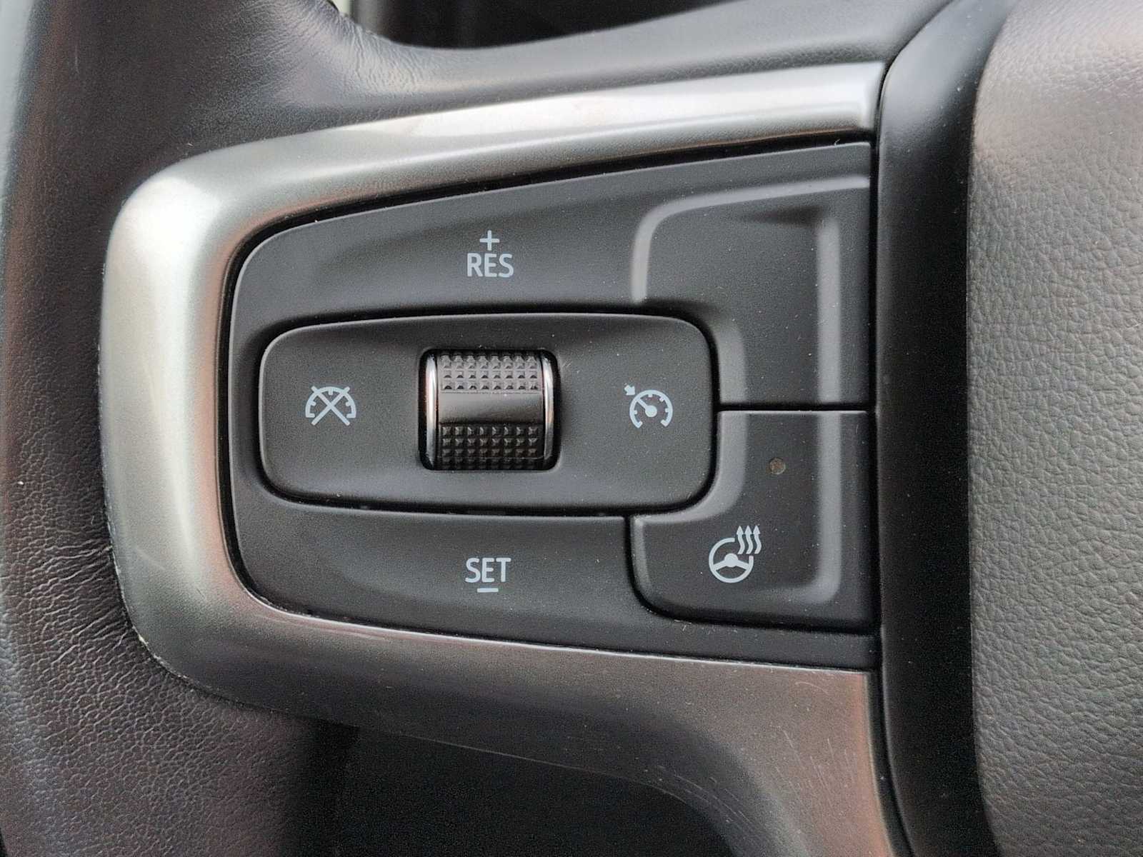 Thumbnail: 2021 Chevrolet Silverado 1500 - 24