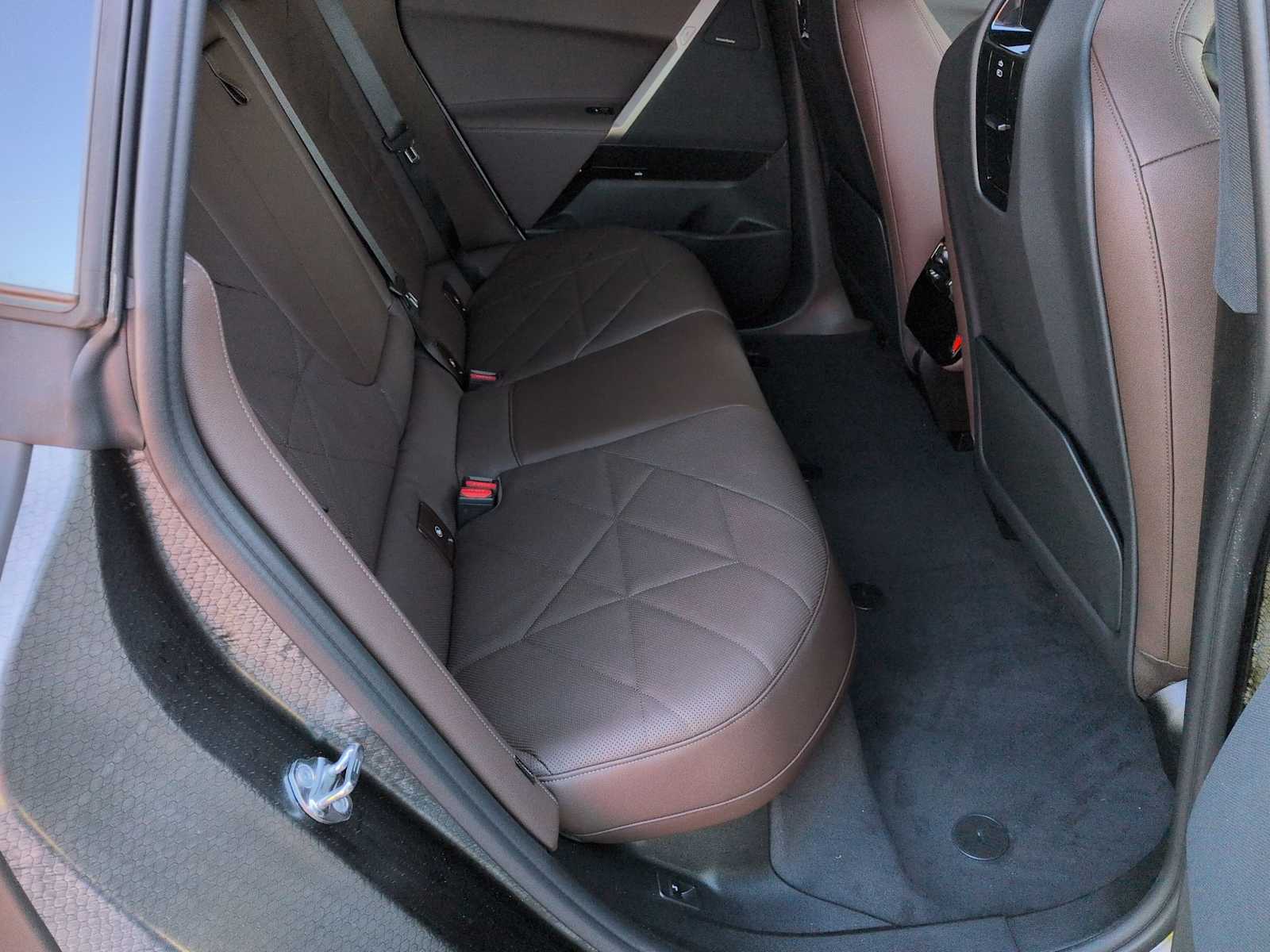 Thumbnail: 2026 BMW iX - 21