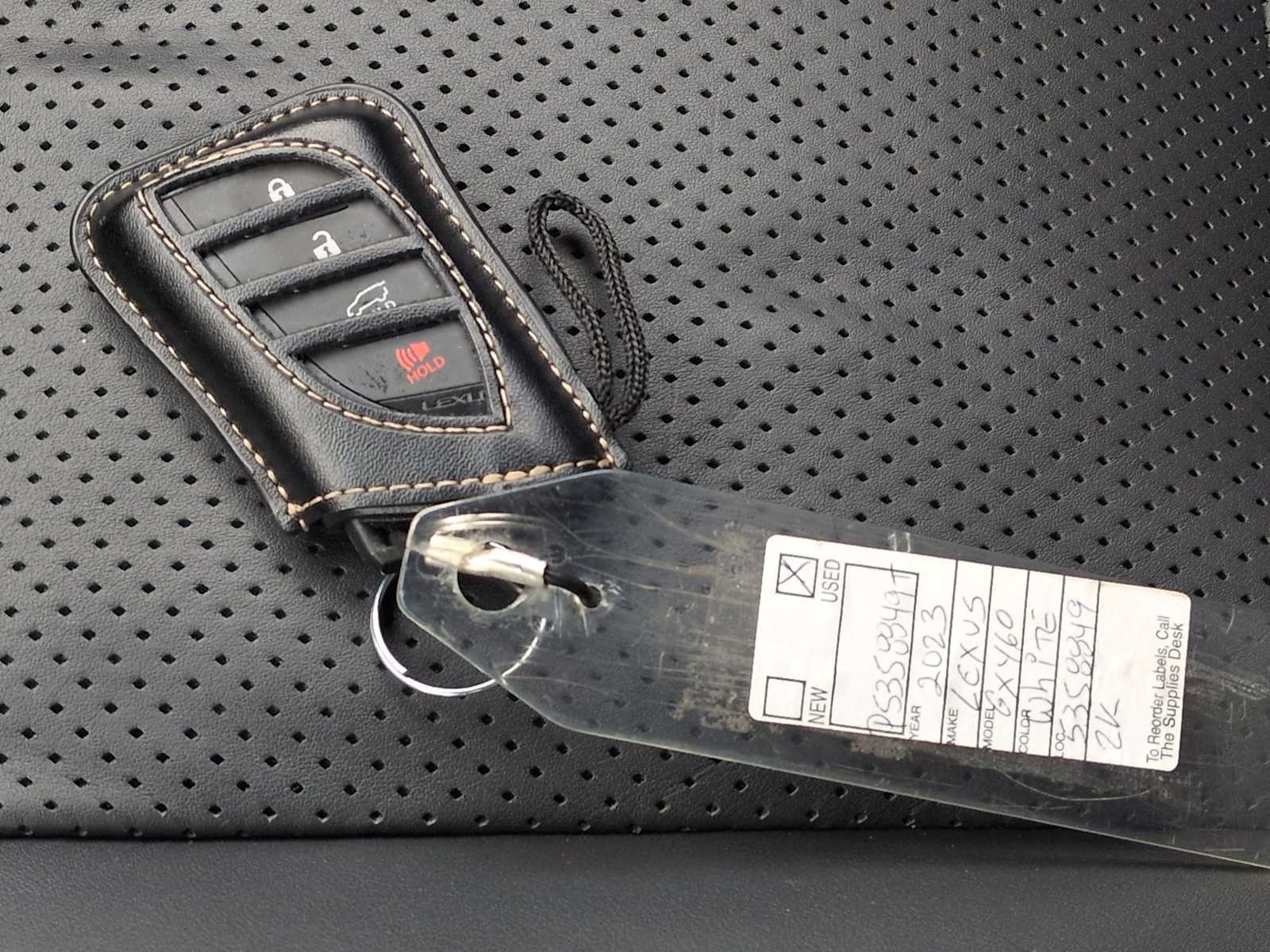 Thumbnail: 2023 Lexus GX - 38